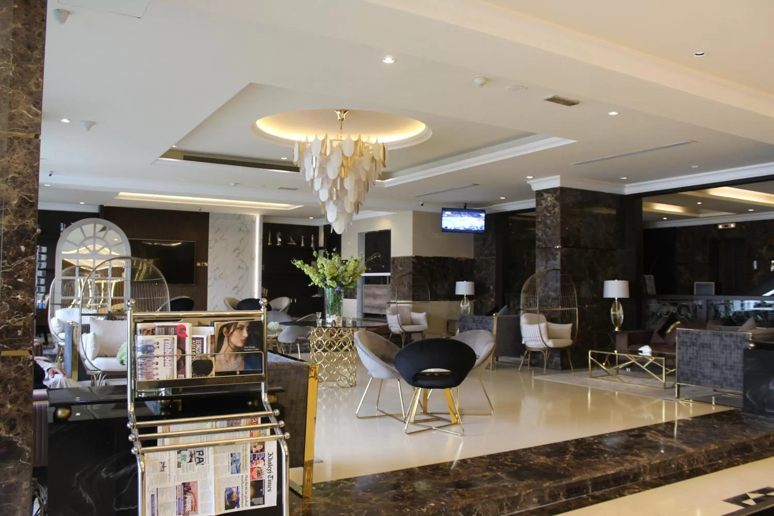 Lounge or bar, Restaurant/Places to Eat in Al Khaleej Palace Deira Hotel