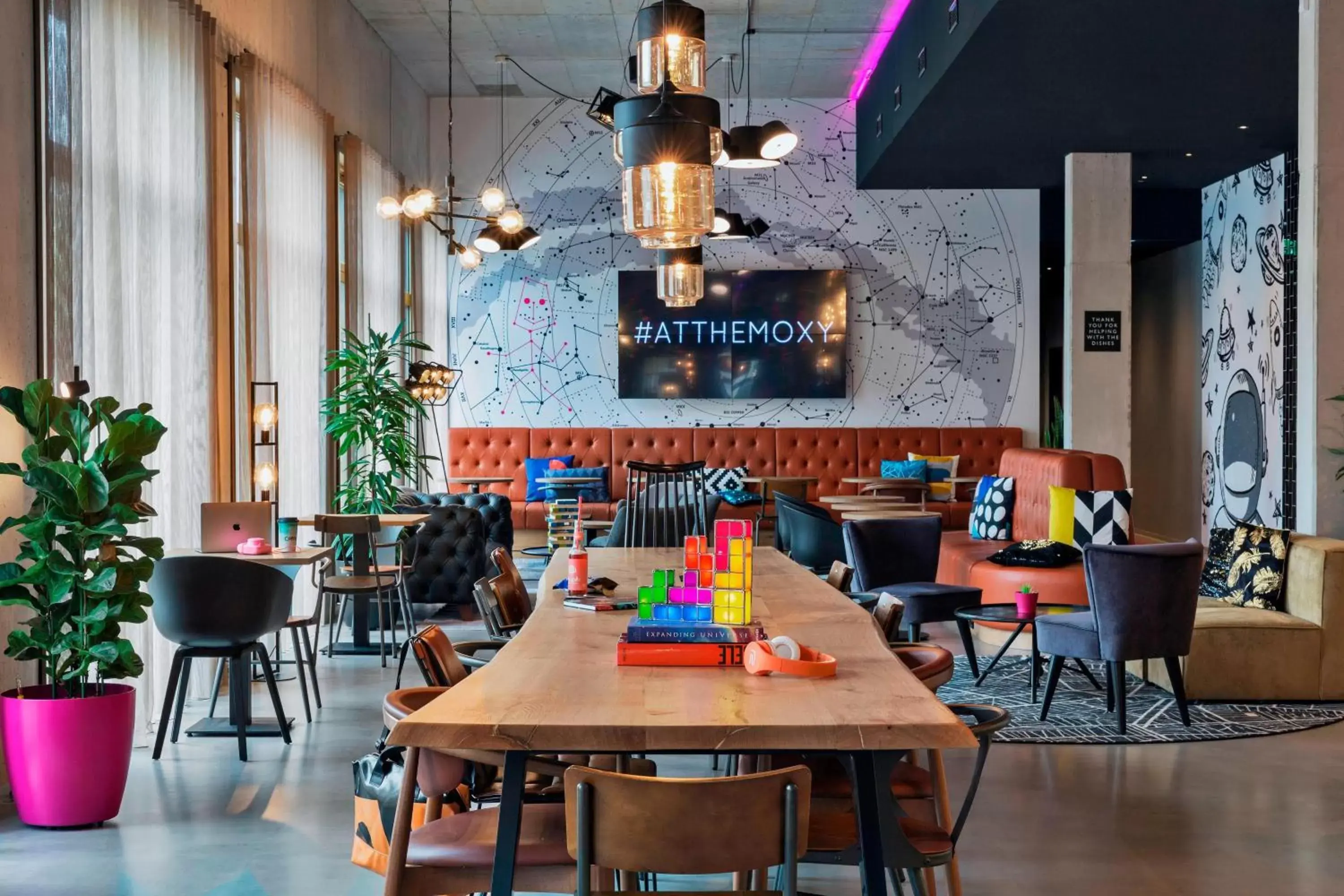 Living room, Restaurant/Places to Eat in Moxy Darmstadt