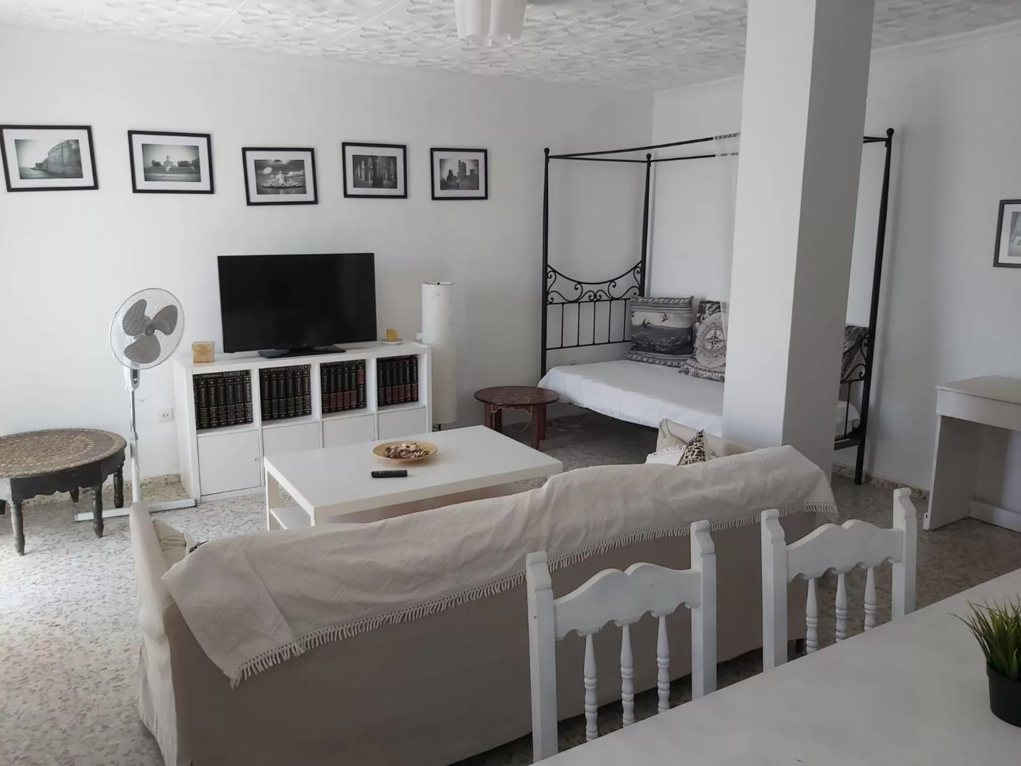 Bed in Hotel Sur Utopia