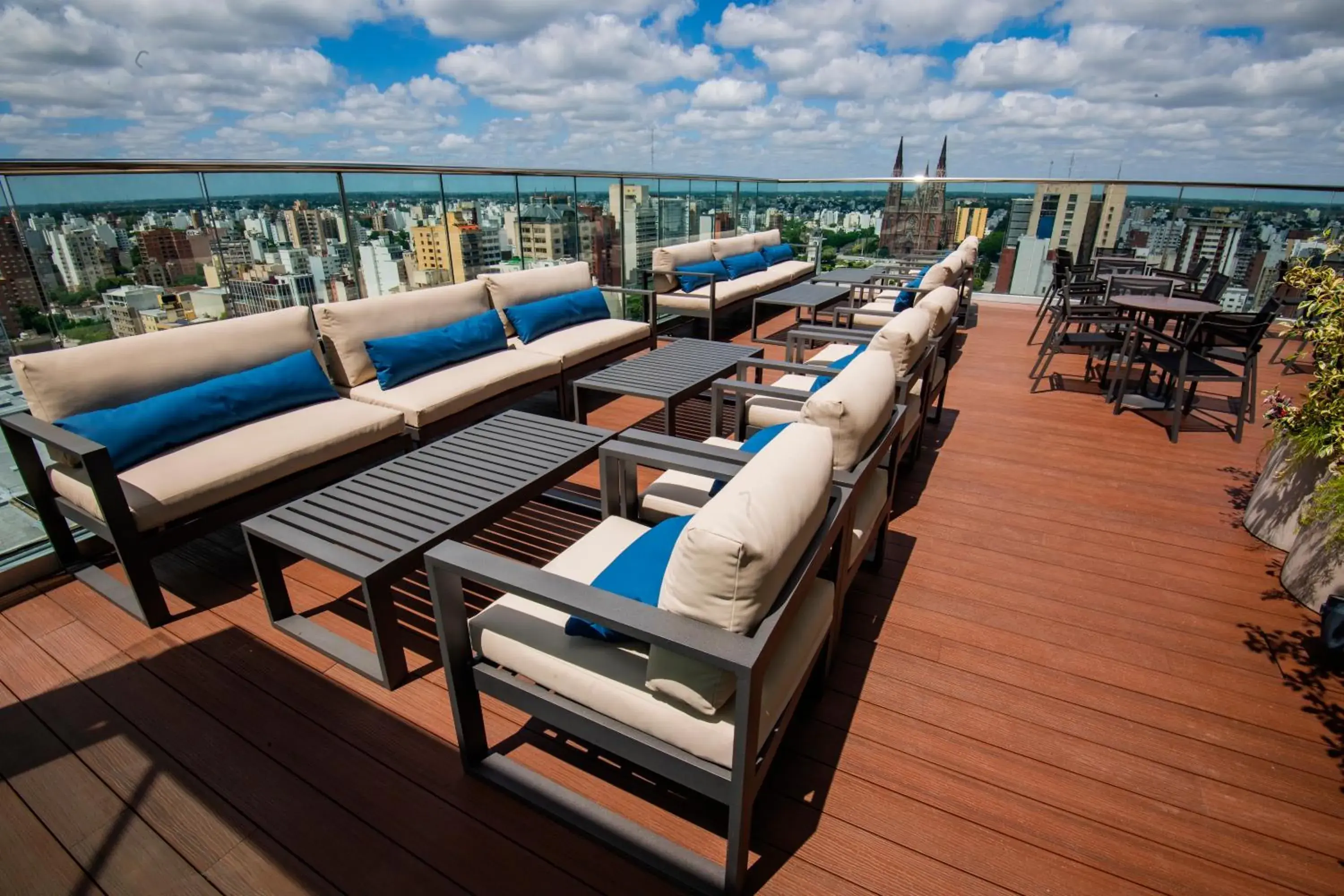 Swimming pool in Grand Brizo La Plata Swimming pool in Grand Brizo La Plata