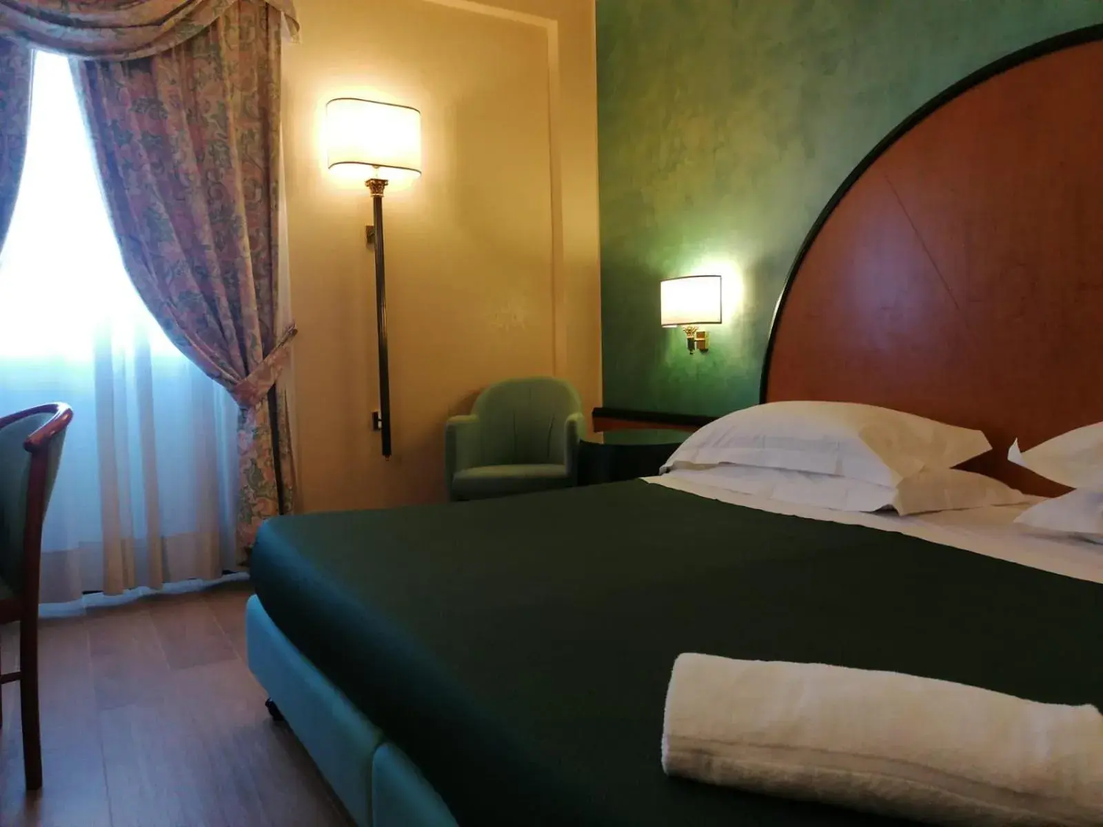 Bedroom, Bed in Hotel Principe