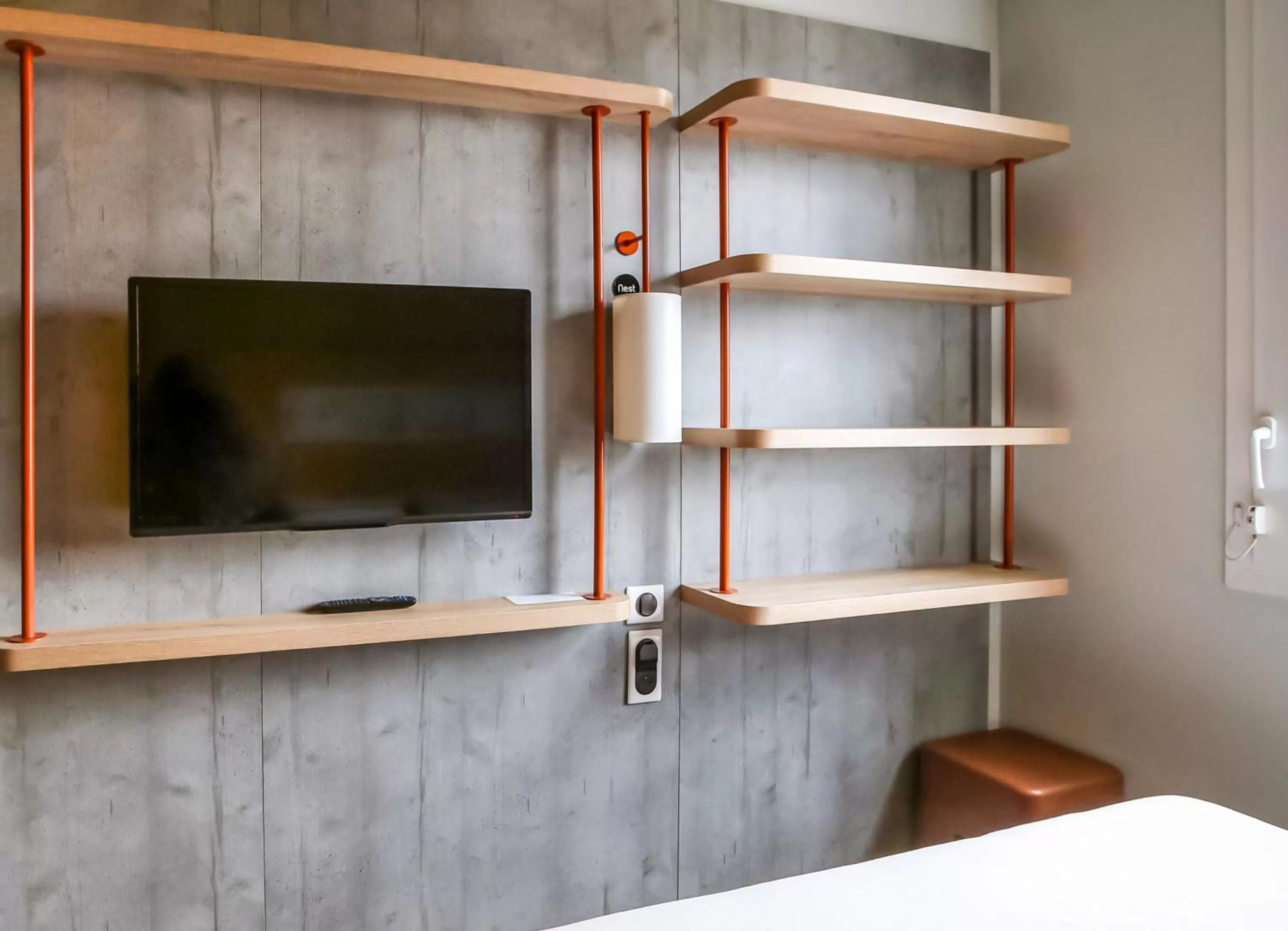 TV and multimedia, Bed in ibis budget Rouen Centre Rive Gauche