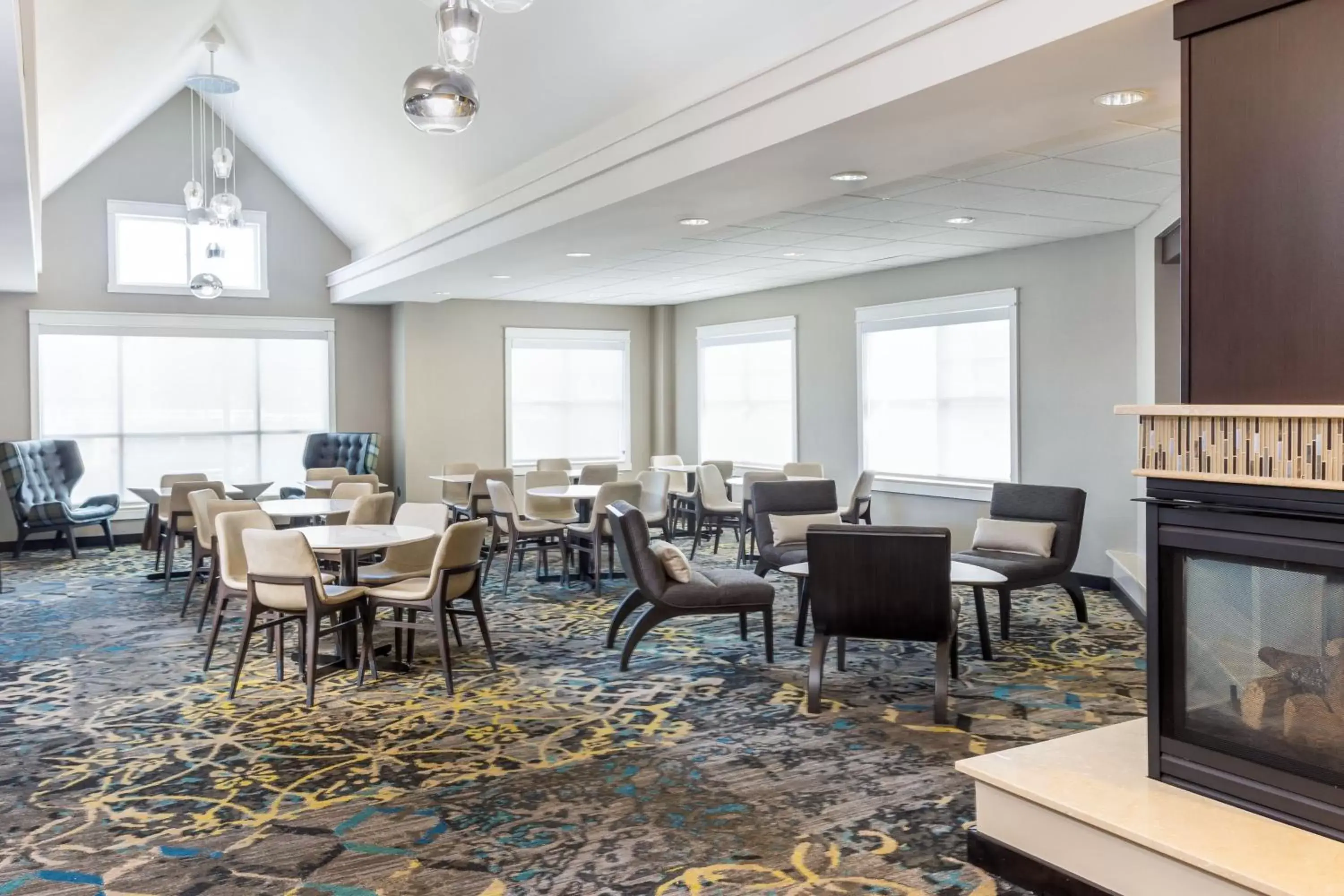 Lobby or reception, Restaurant/Places to Eat in Residence Inn Largo Medical Center Drive