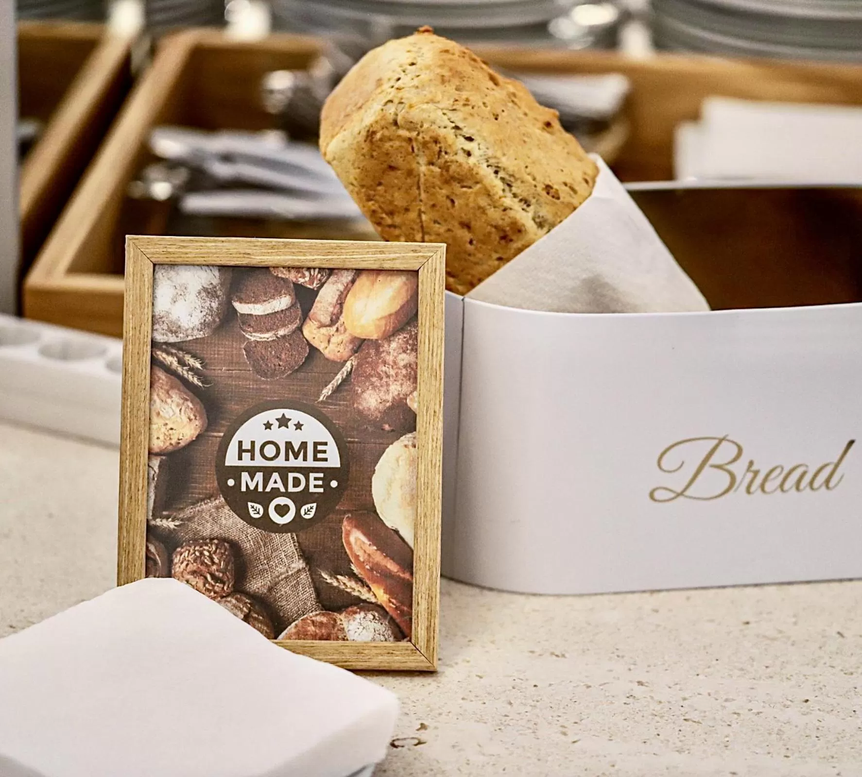 Restaurant/places to eat in Hotel Korkyra