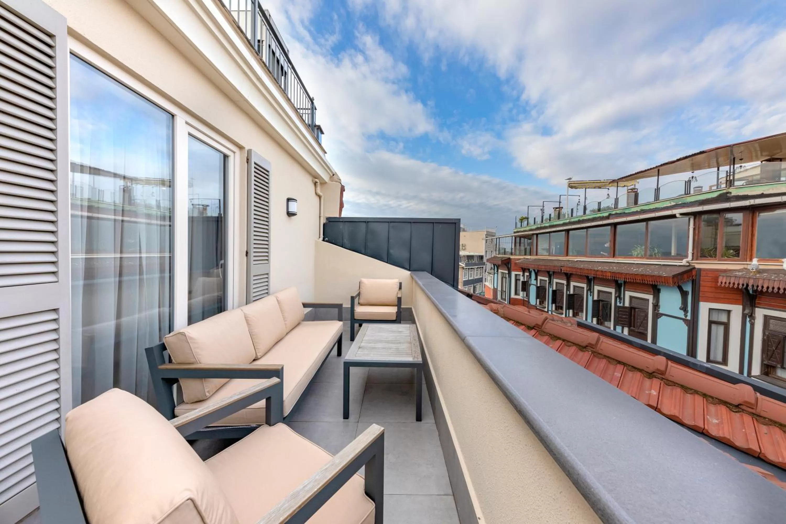 Balcony/Terrace in Mula Hotel