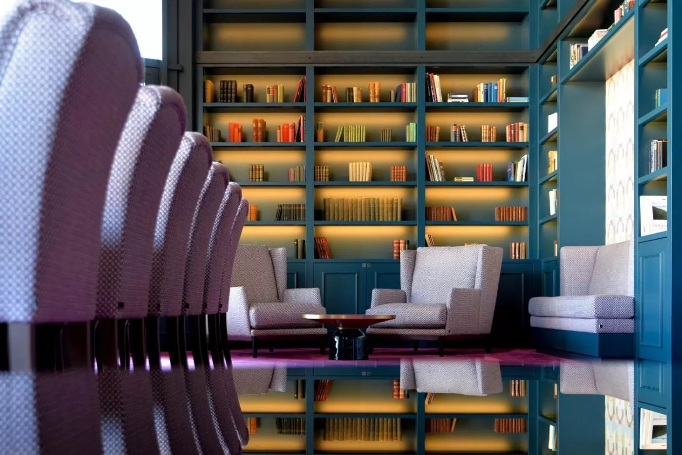 Communal lounge/ TV room in Radisson Blu Senator Hotel, Lübeck