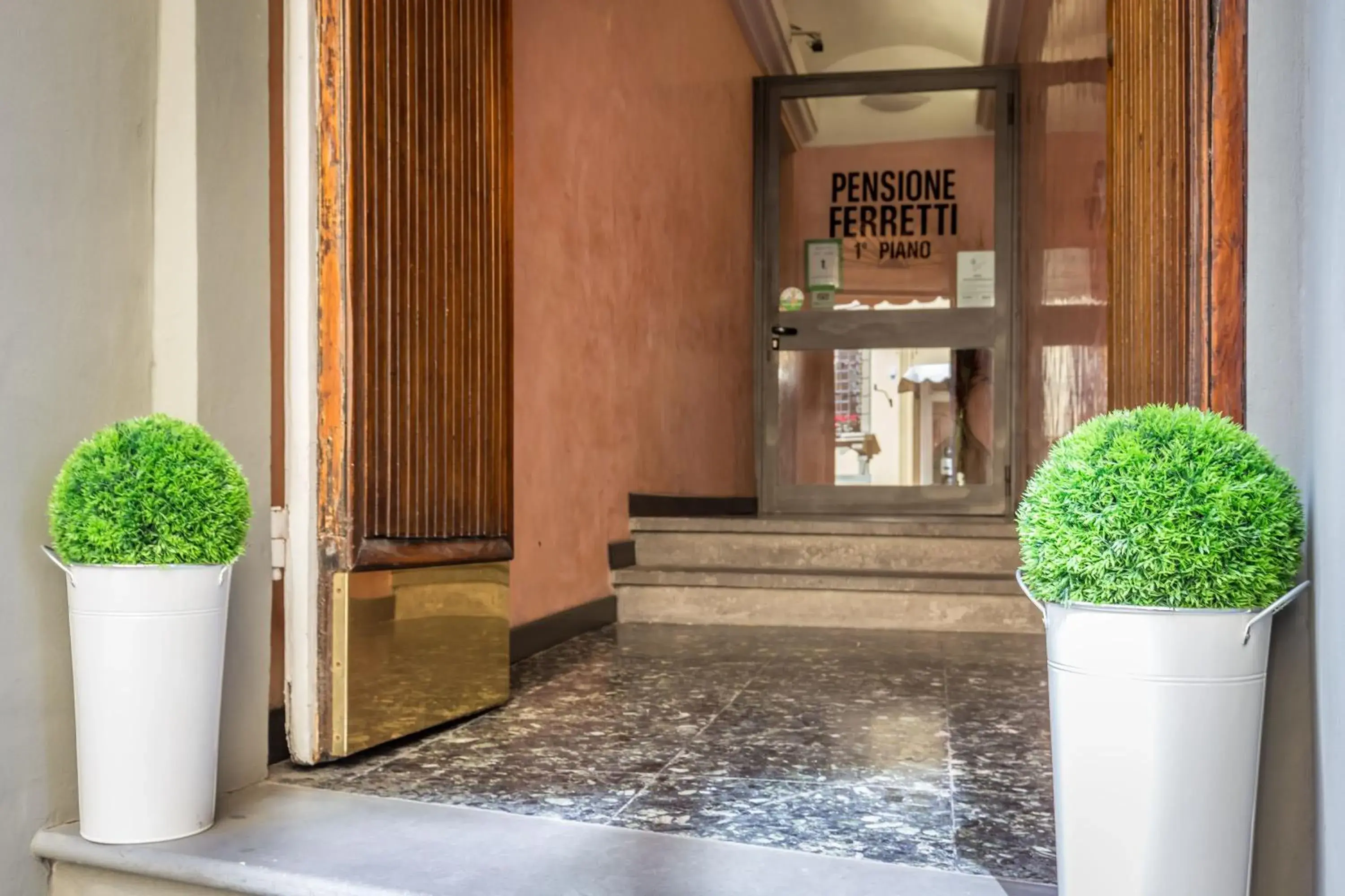 Facade/entrance in Hotel Ferretti