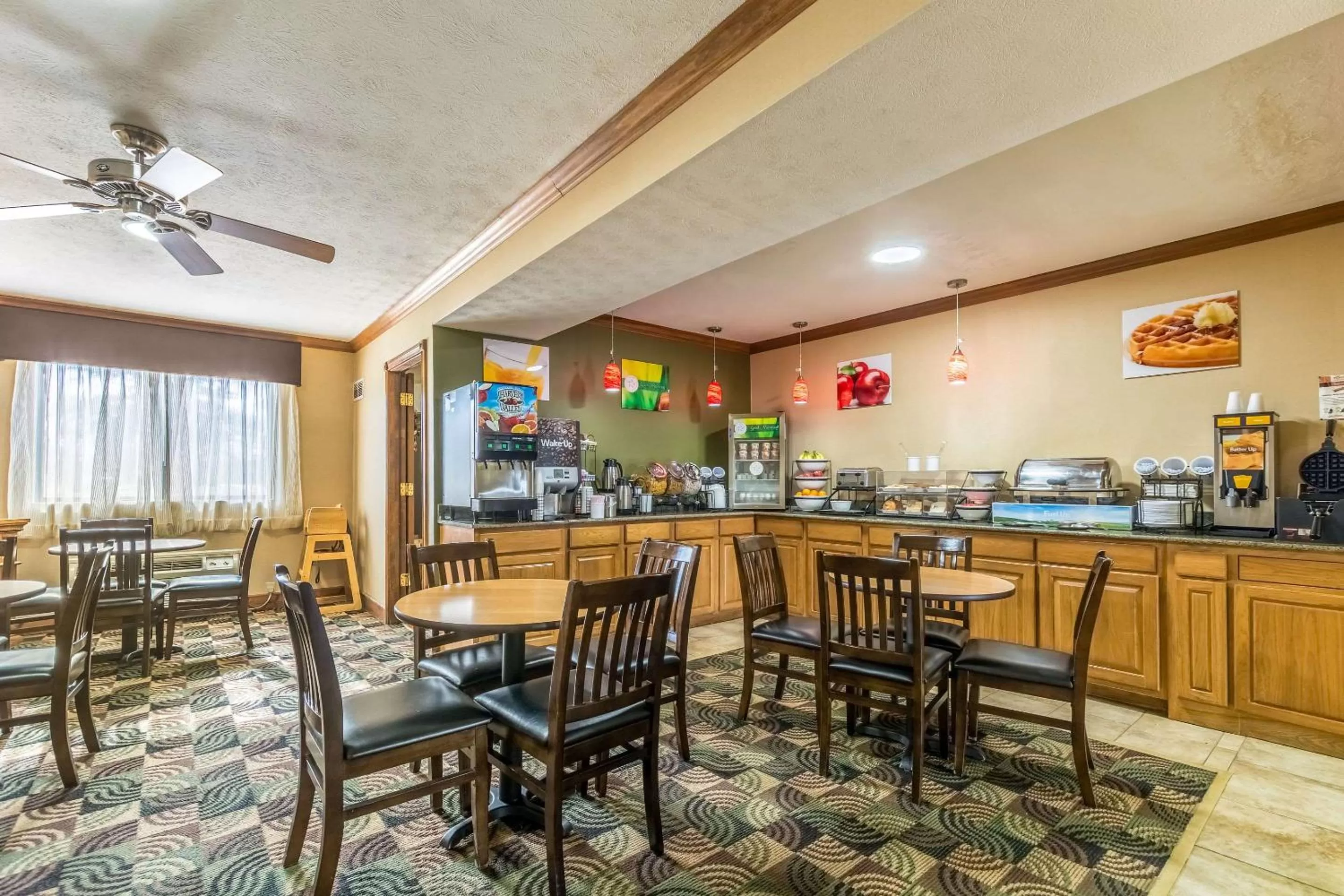 Restaurant/places to eat in Quality Inn I-74 Batesville