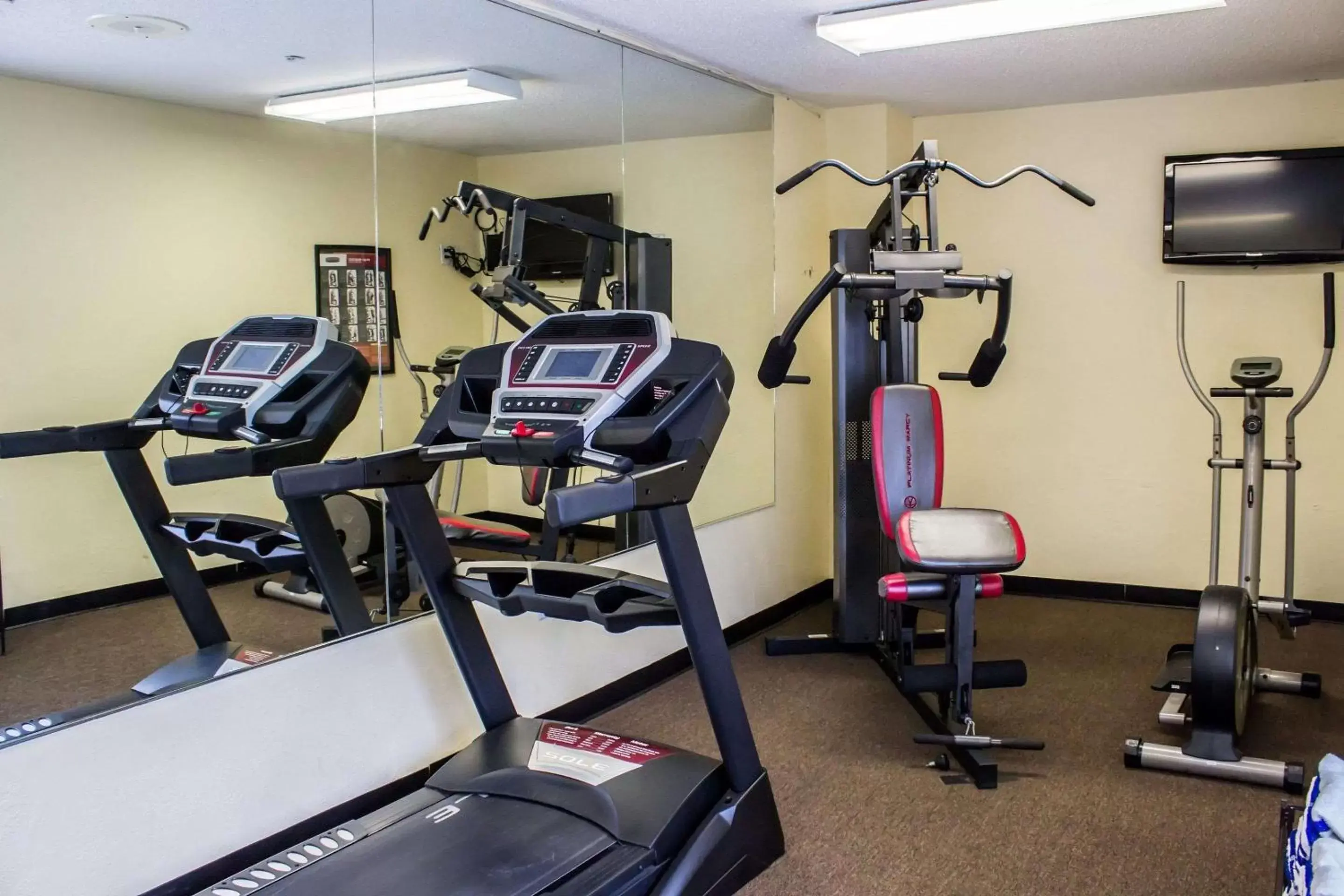 Fitness centre/facilities, Fitness Center/Facilities in Quality Inn Fuquay Varina East
