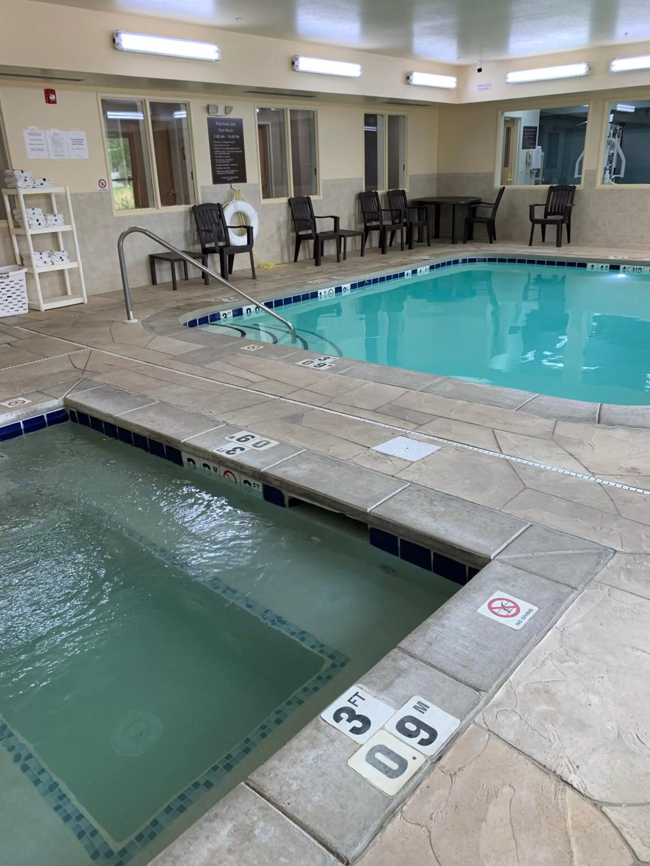 Hot Tub in Sleep Inn & Suites Davenport - Quad Cities