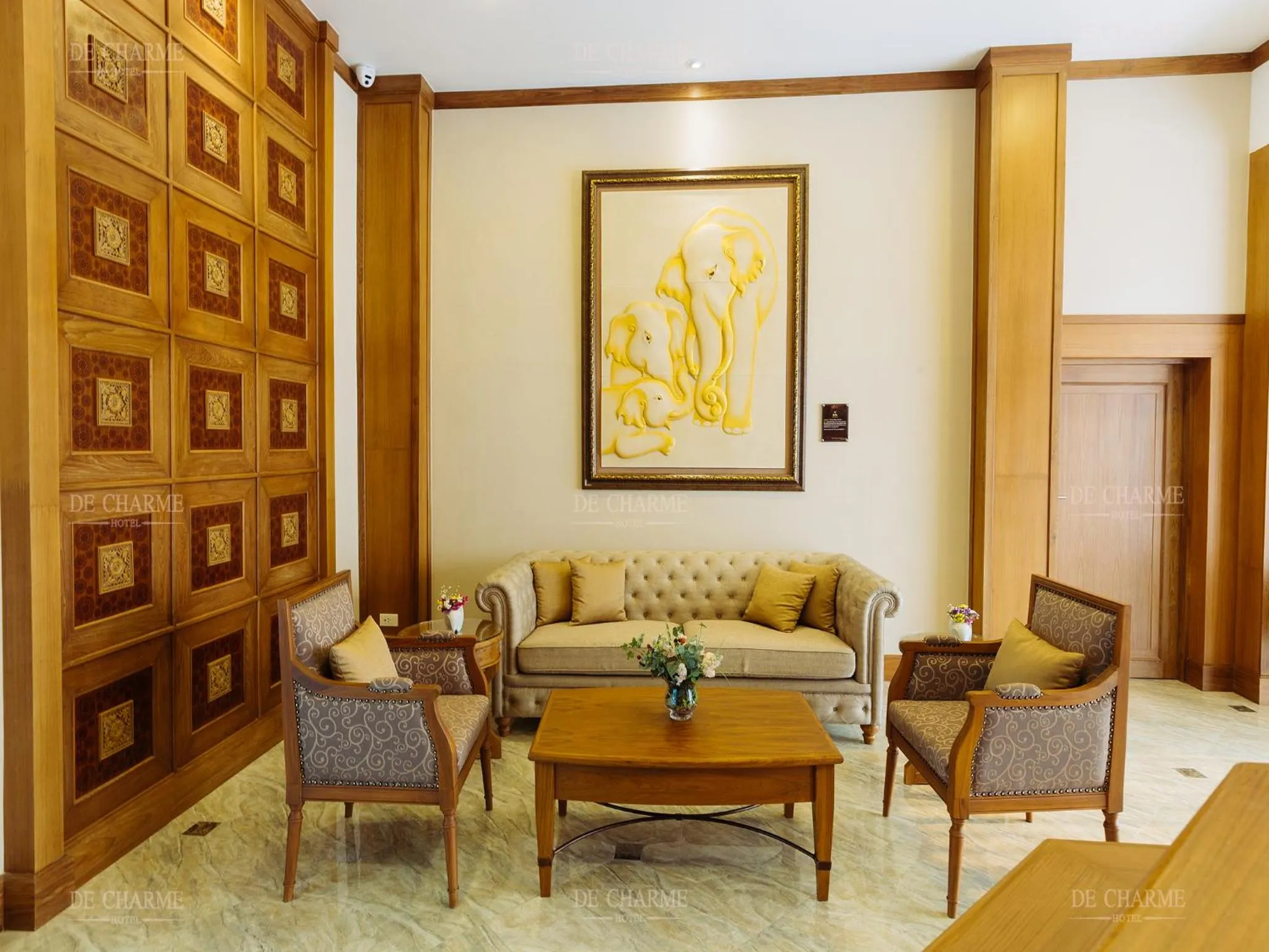 Lobby or reception in Decharme Hotel