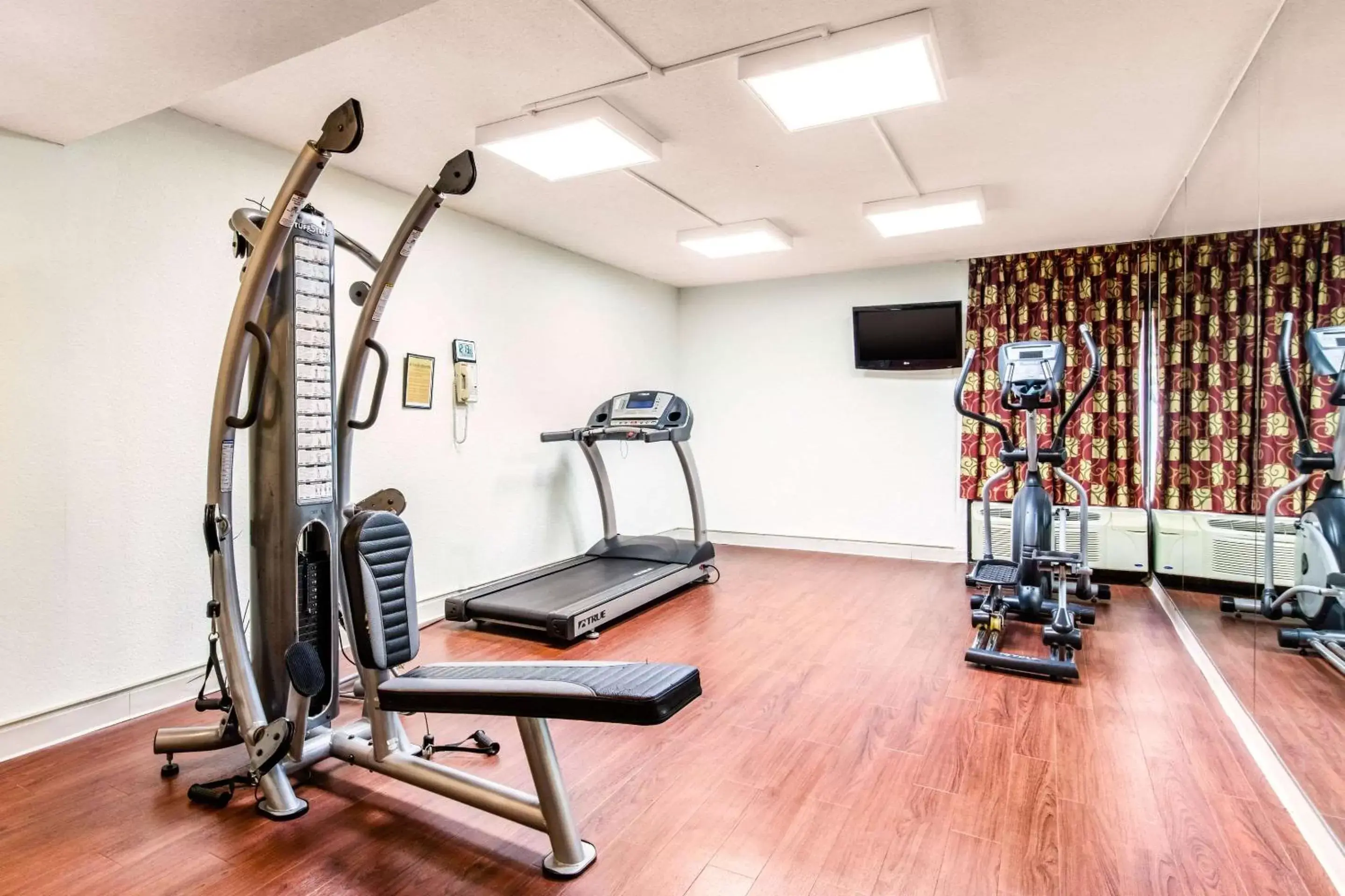 Fitness centre/facilities, Fitness Center/Facilities in Quality Inn Opryland Area