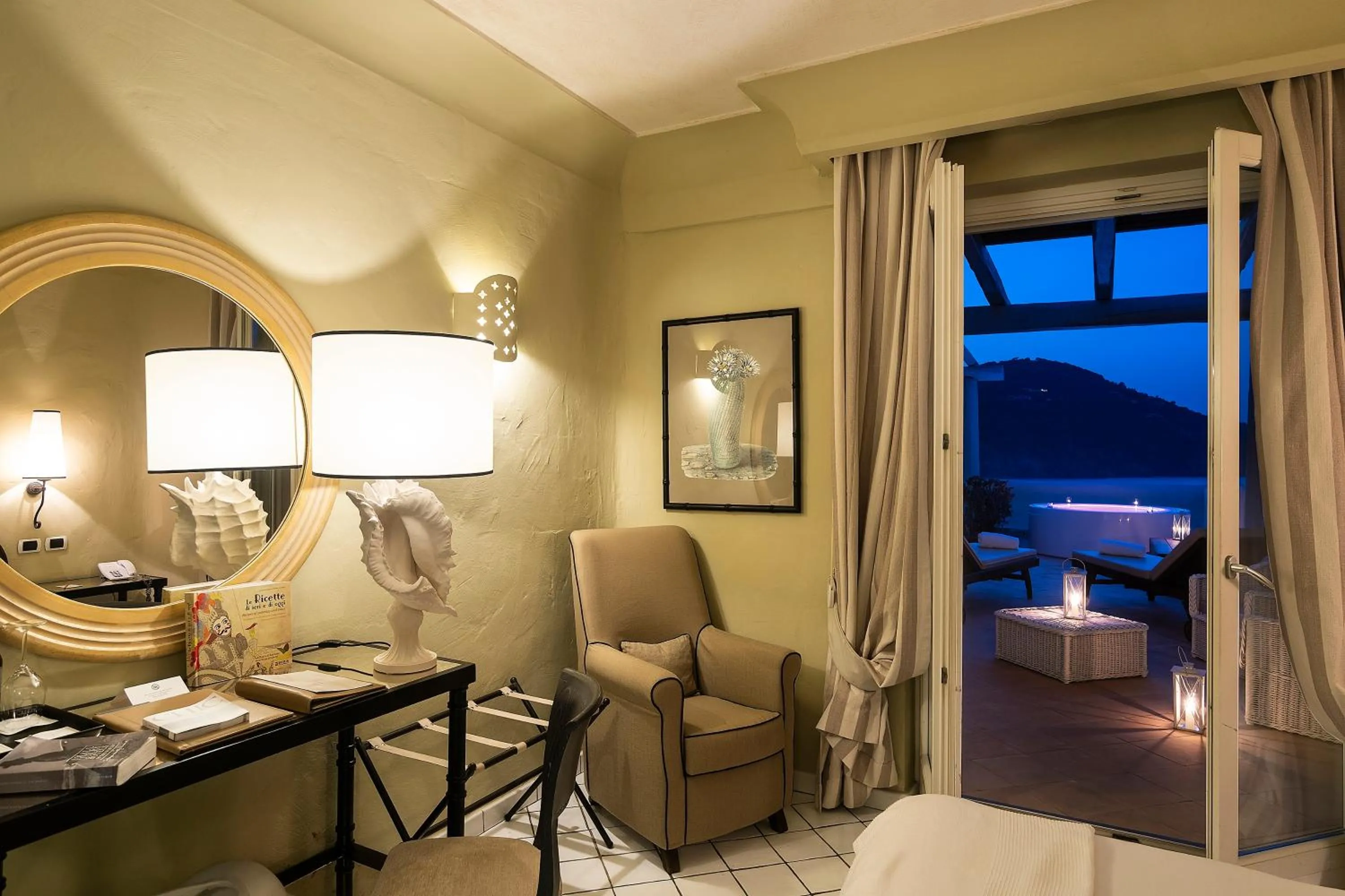 Photo of the whole room in Therasia Resort Sea and SPA - The Leading Hotels of the World