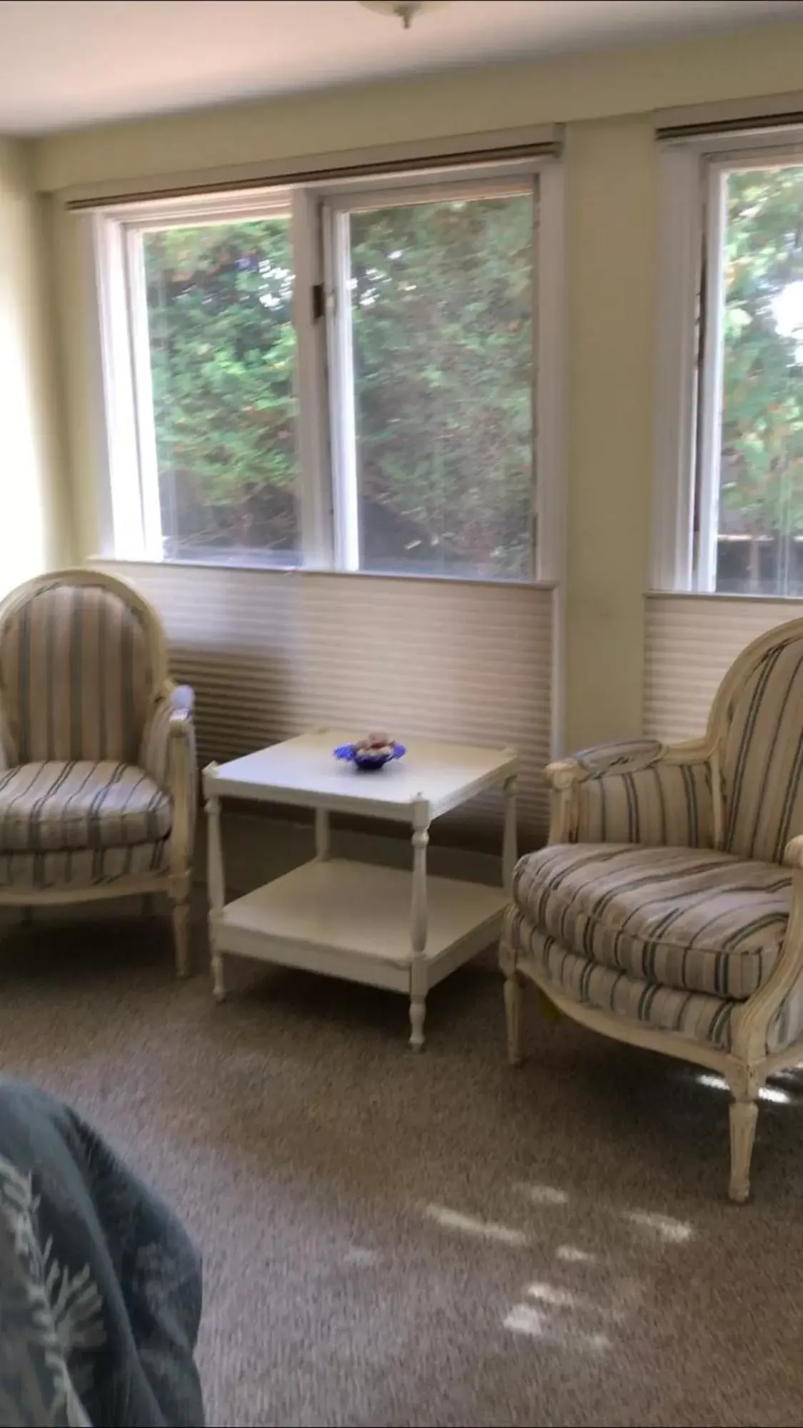 Seating Area in Scranton Seahorse Inn