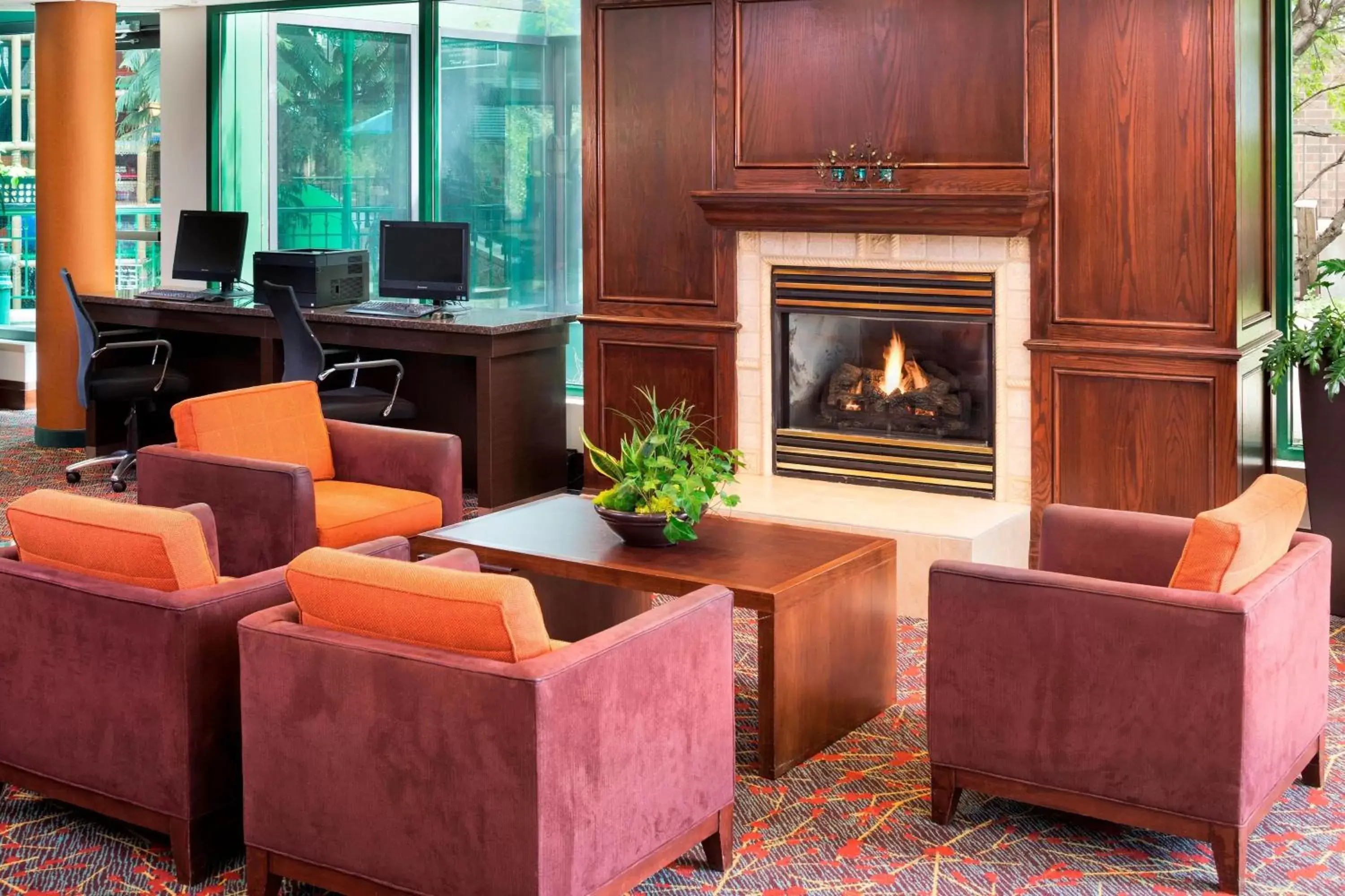 Lobby or reception, Lounge/Bar in Residence Inn by Marriott Minneapolis Edina