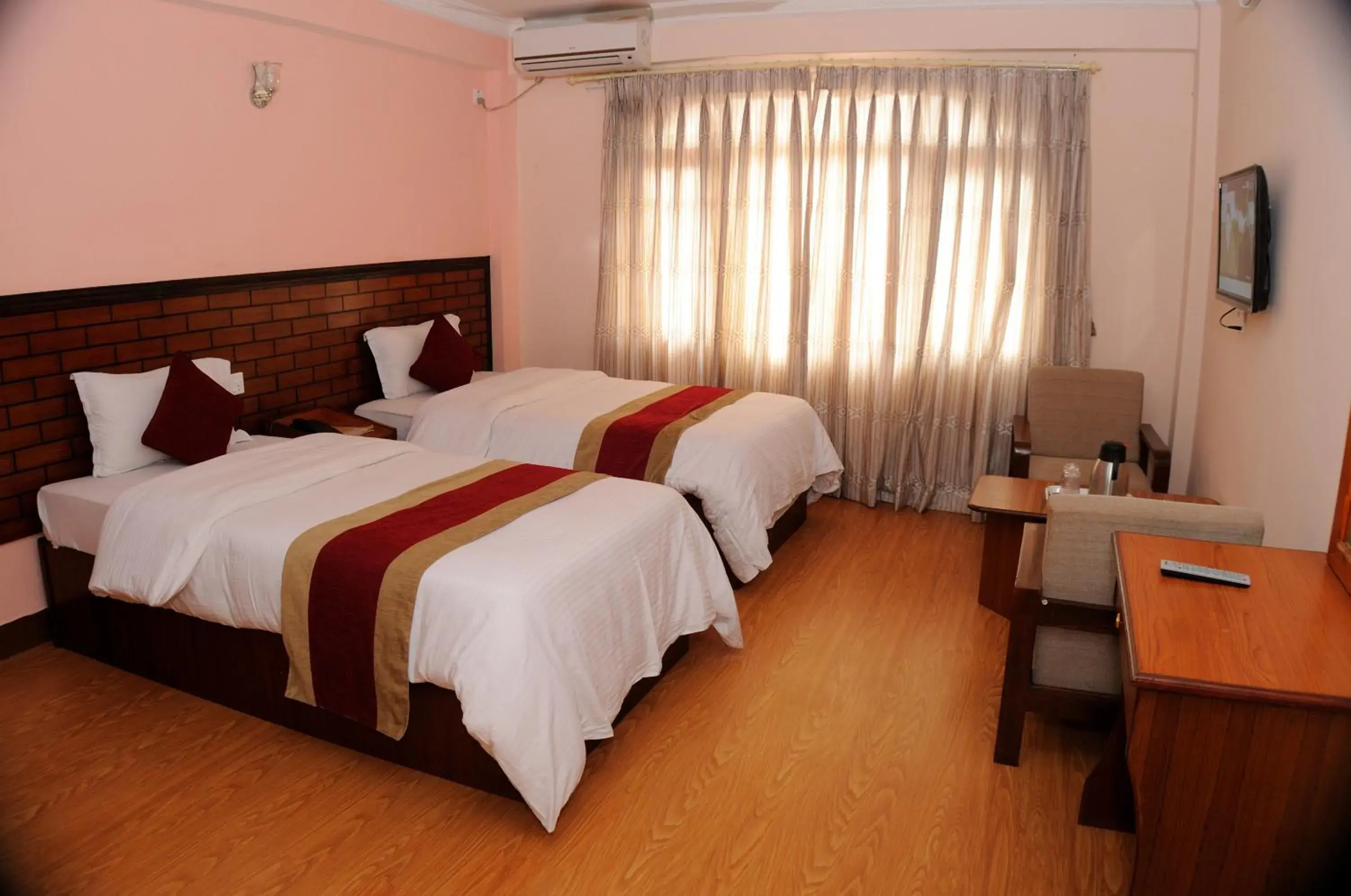 Bedroom, Bed in Hotel Brihaspati
