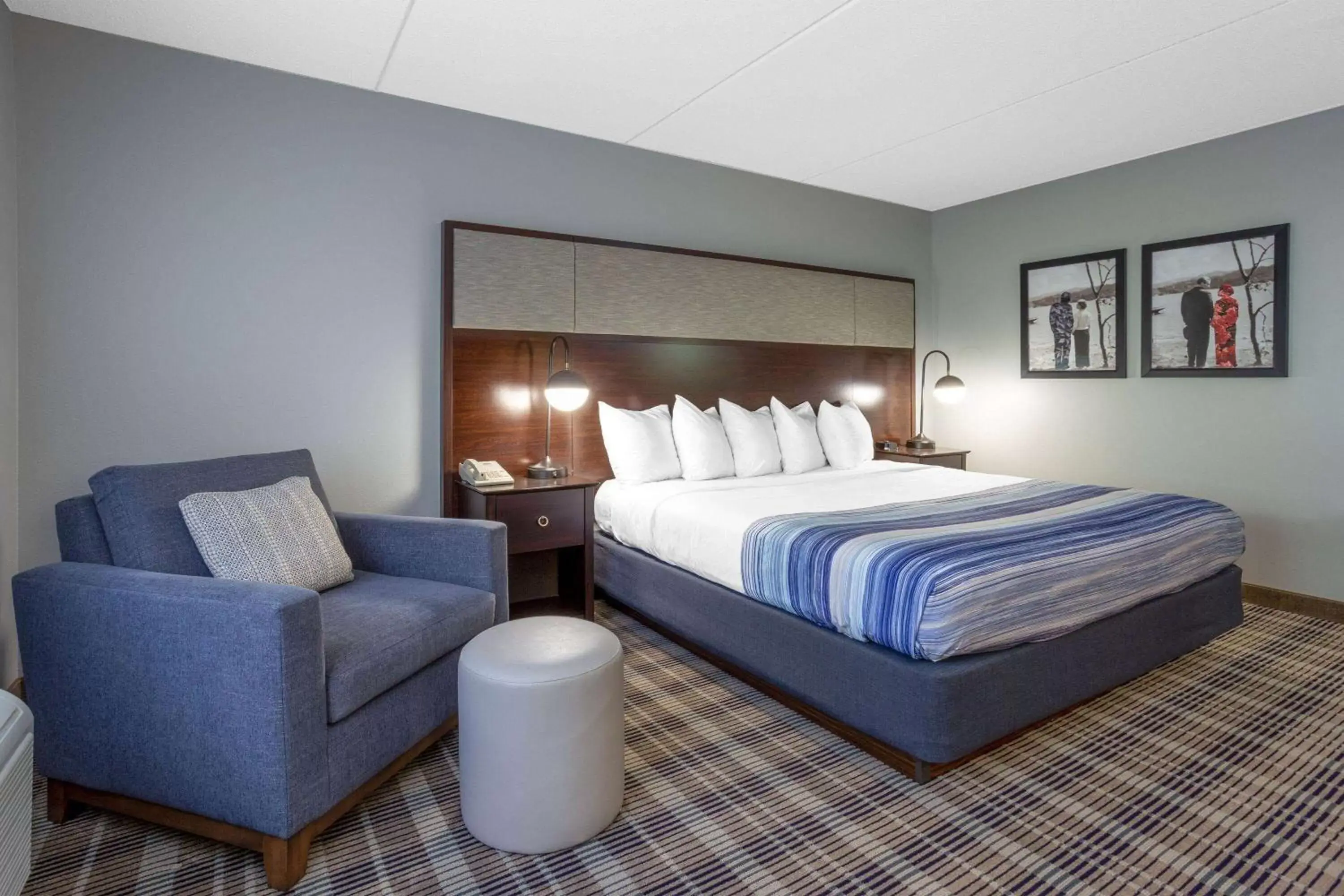 Photo of the whole room, Bed in AmericInn by Wyndham Madison South