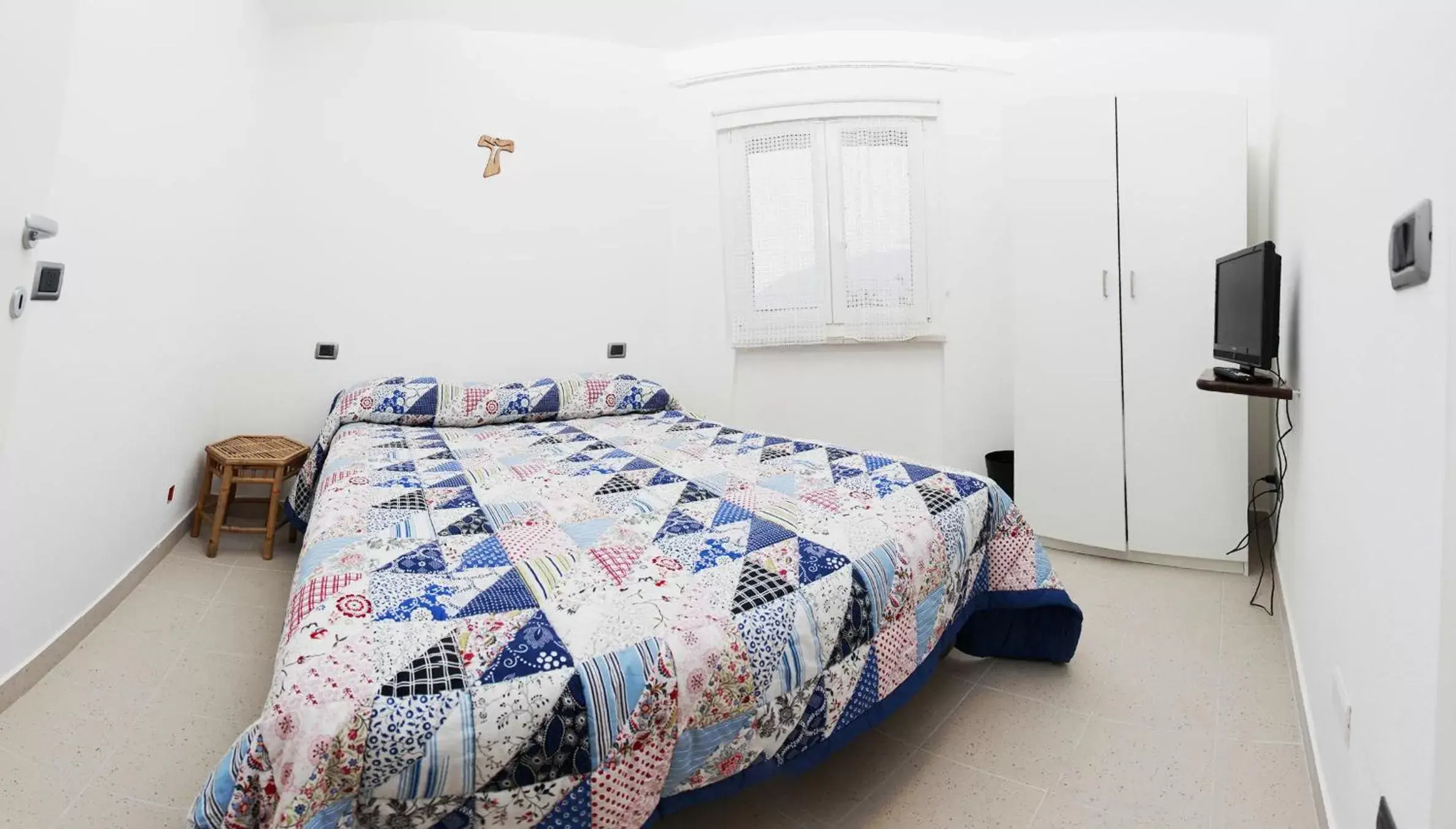 Bed in Appartamenti Emmaus