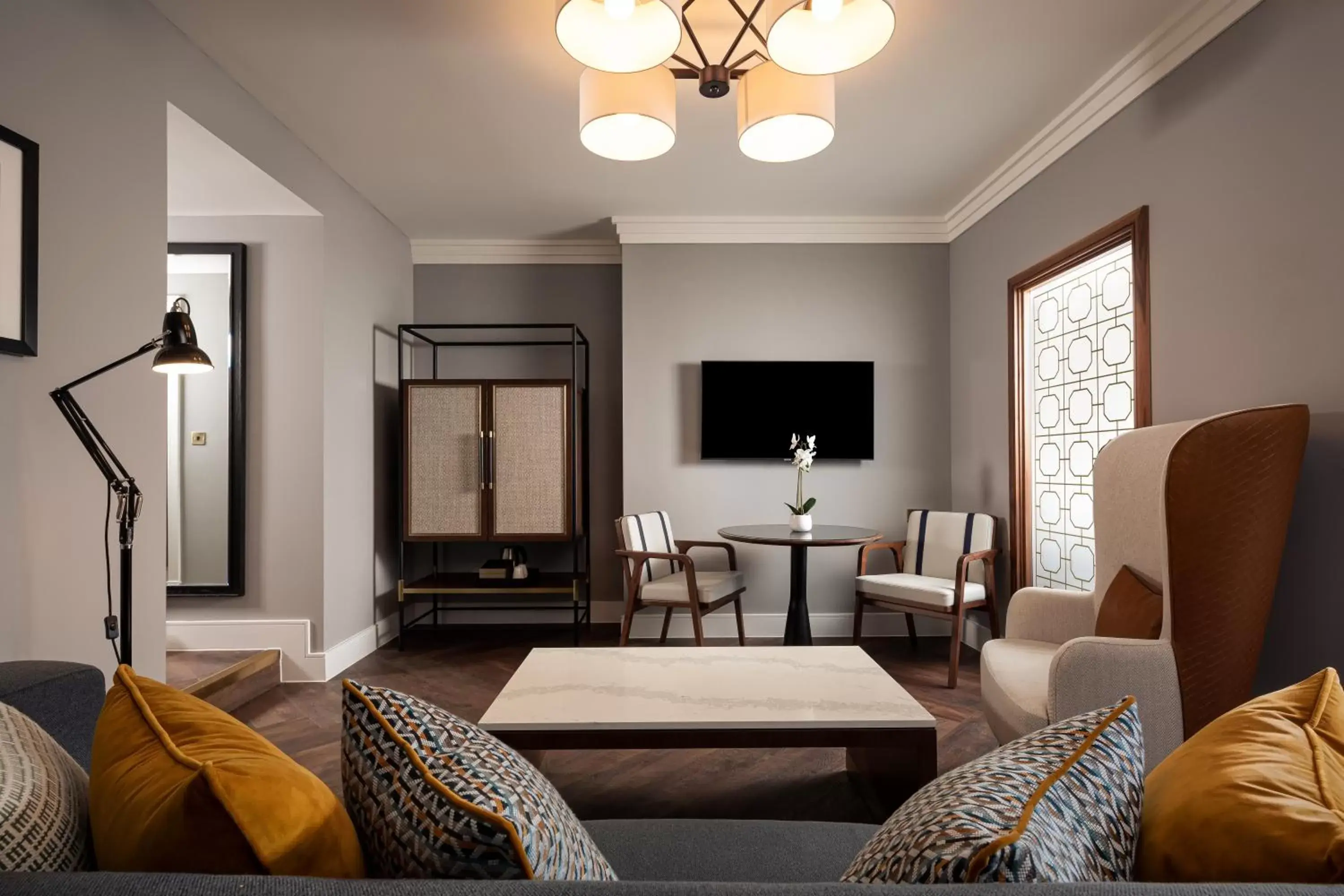 Bedroom, Seating Area in The Parkgate Hotel