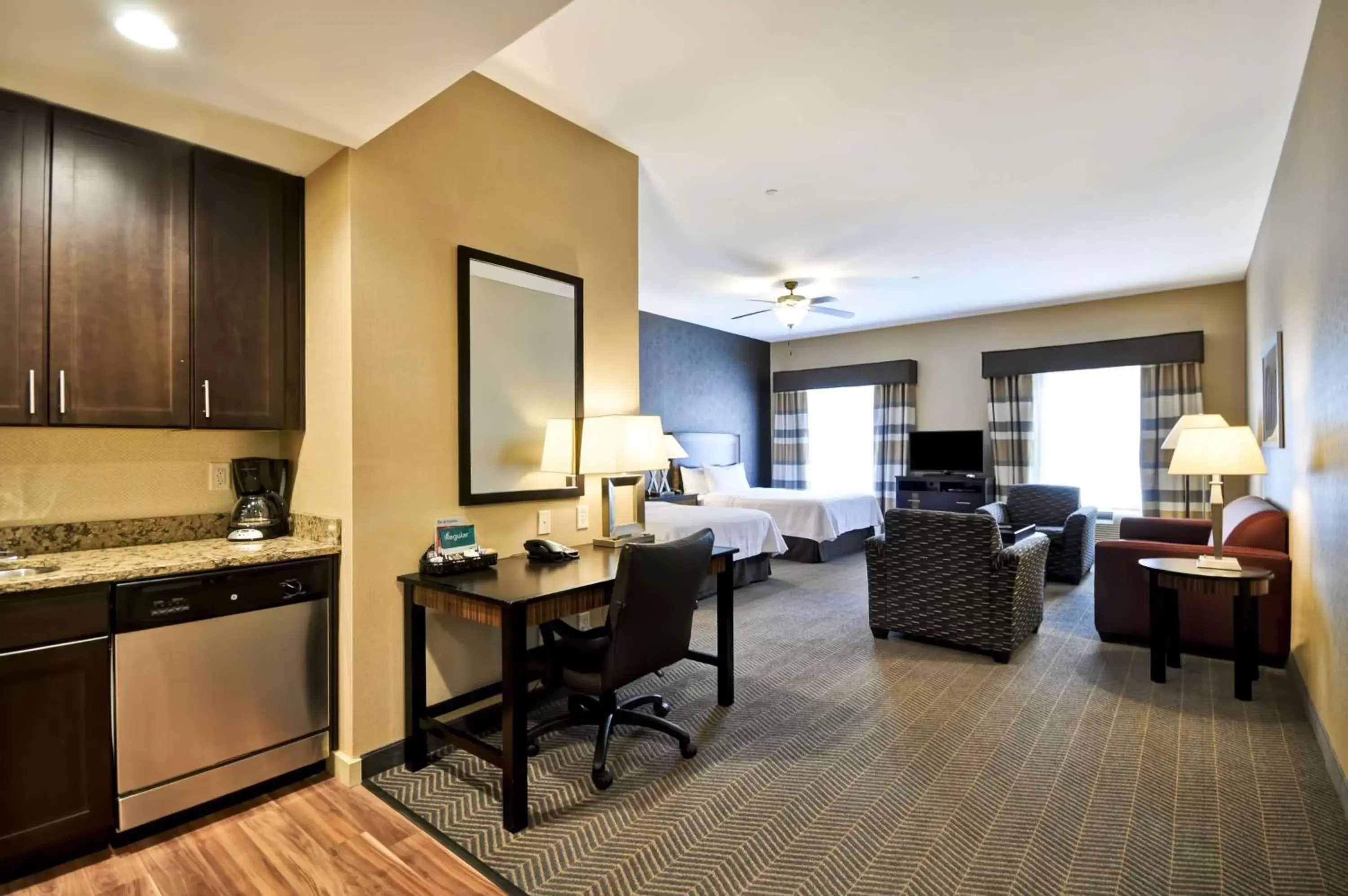 Living room in Homewood Suites by Hilton Hartford / Southington CT