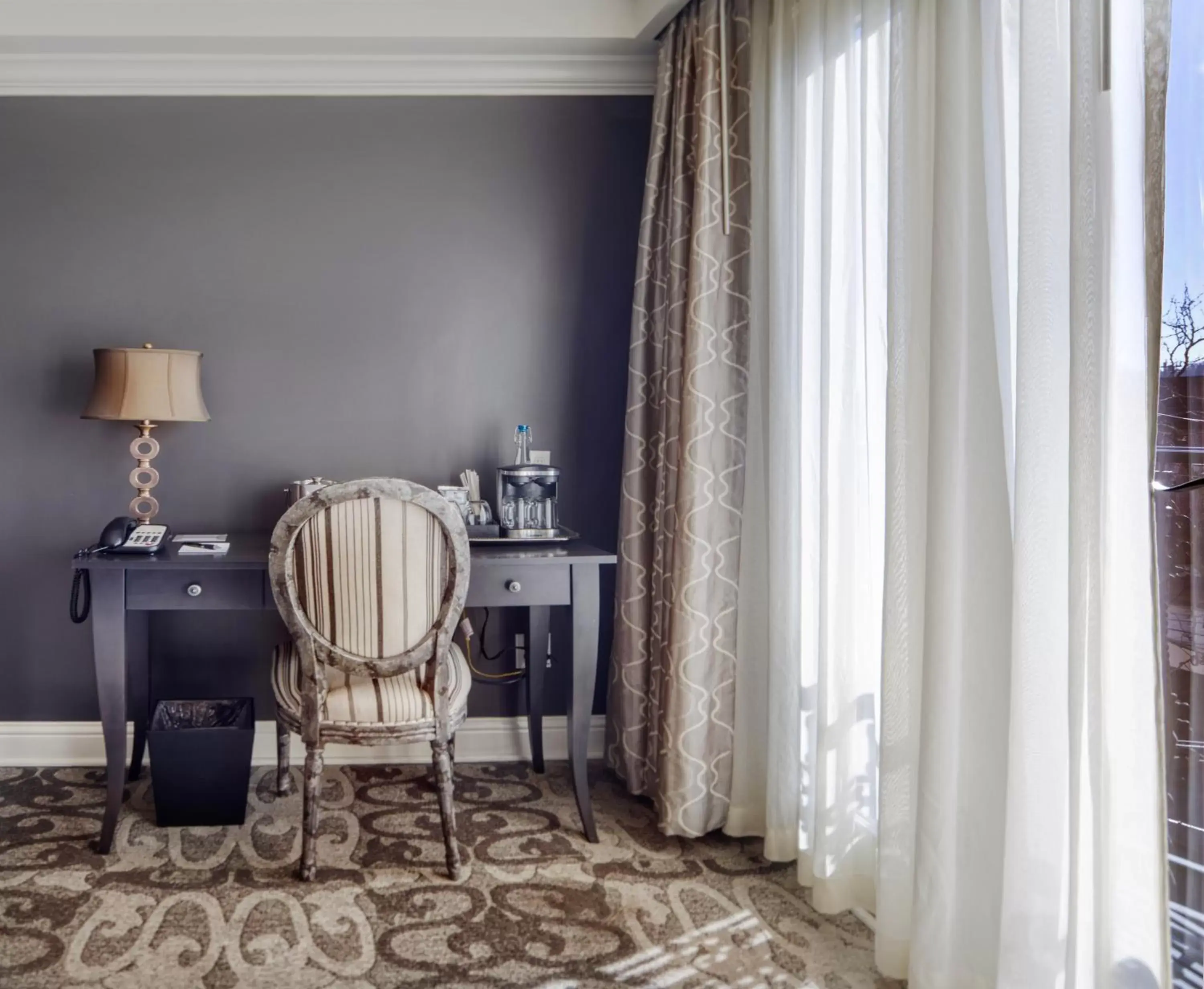 Coffee/tea facilities in Hotel Ballard Coffee/tea facilities in Hotel Ballard