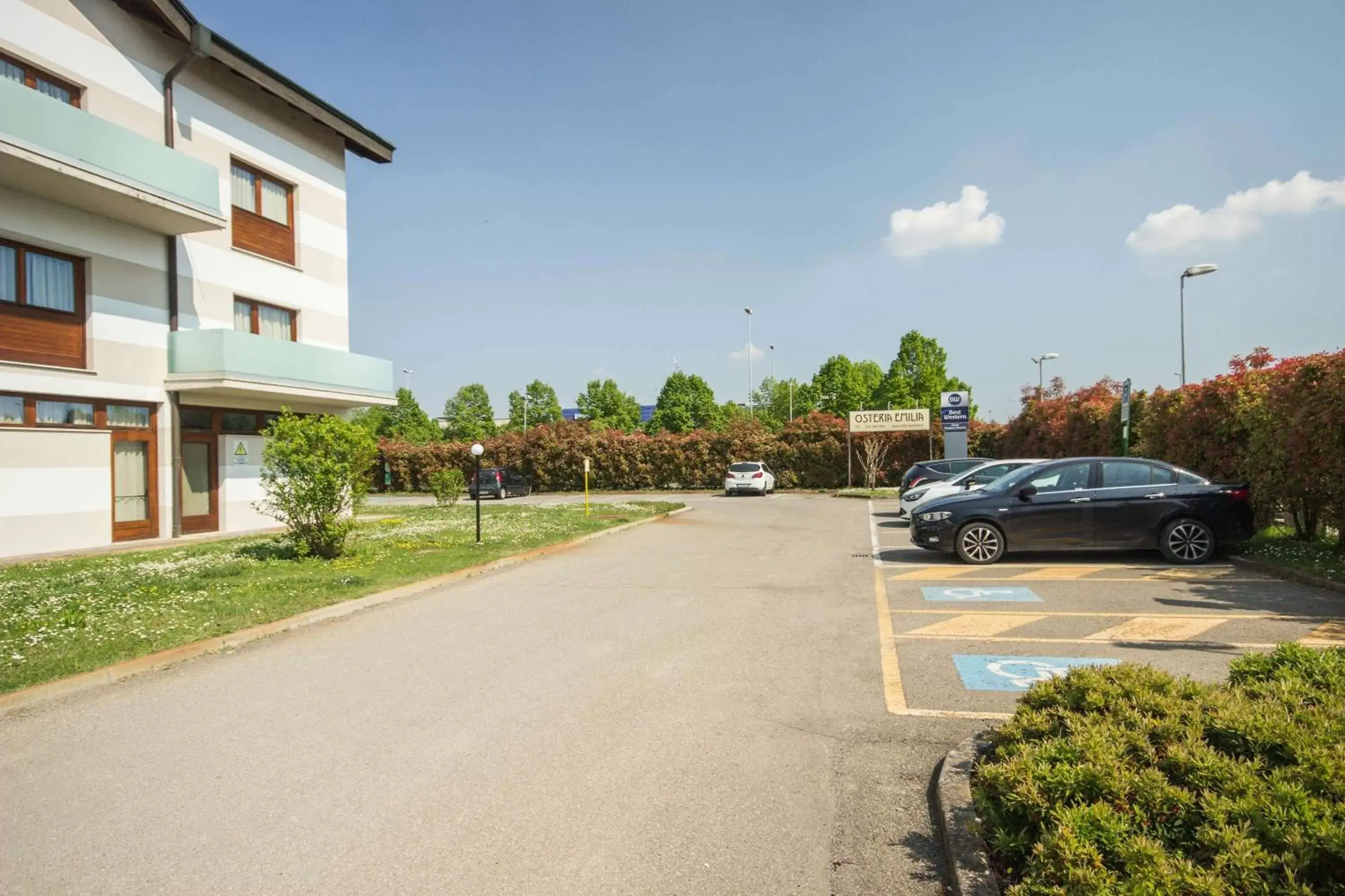 Property building in Best Western Modena District