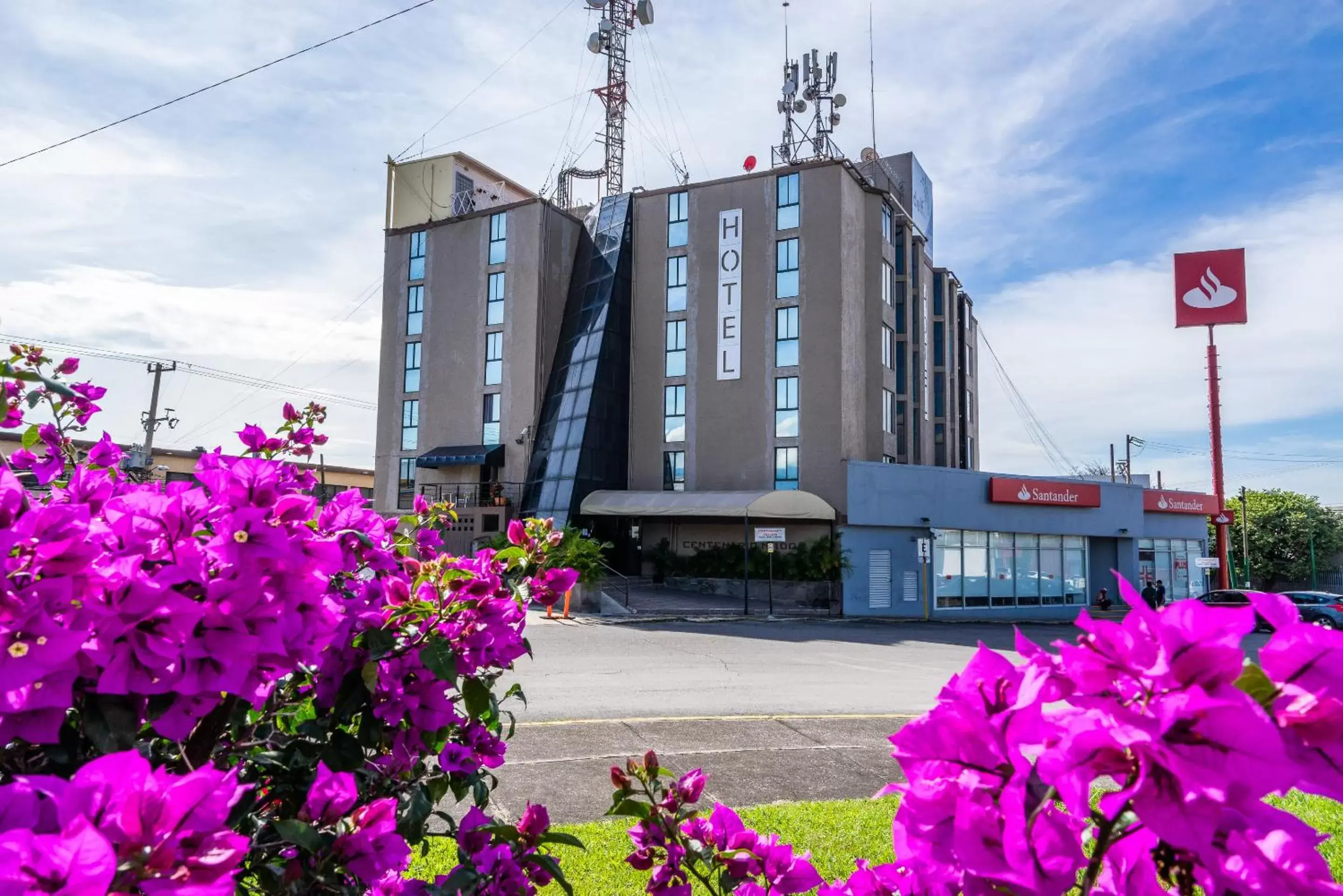 Facade/entrance, Property Building in Hotel delf-inn