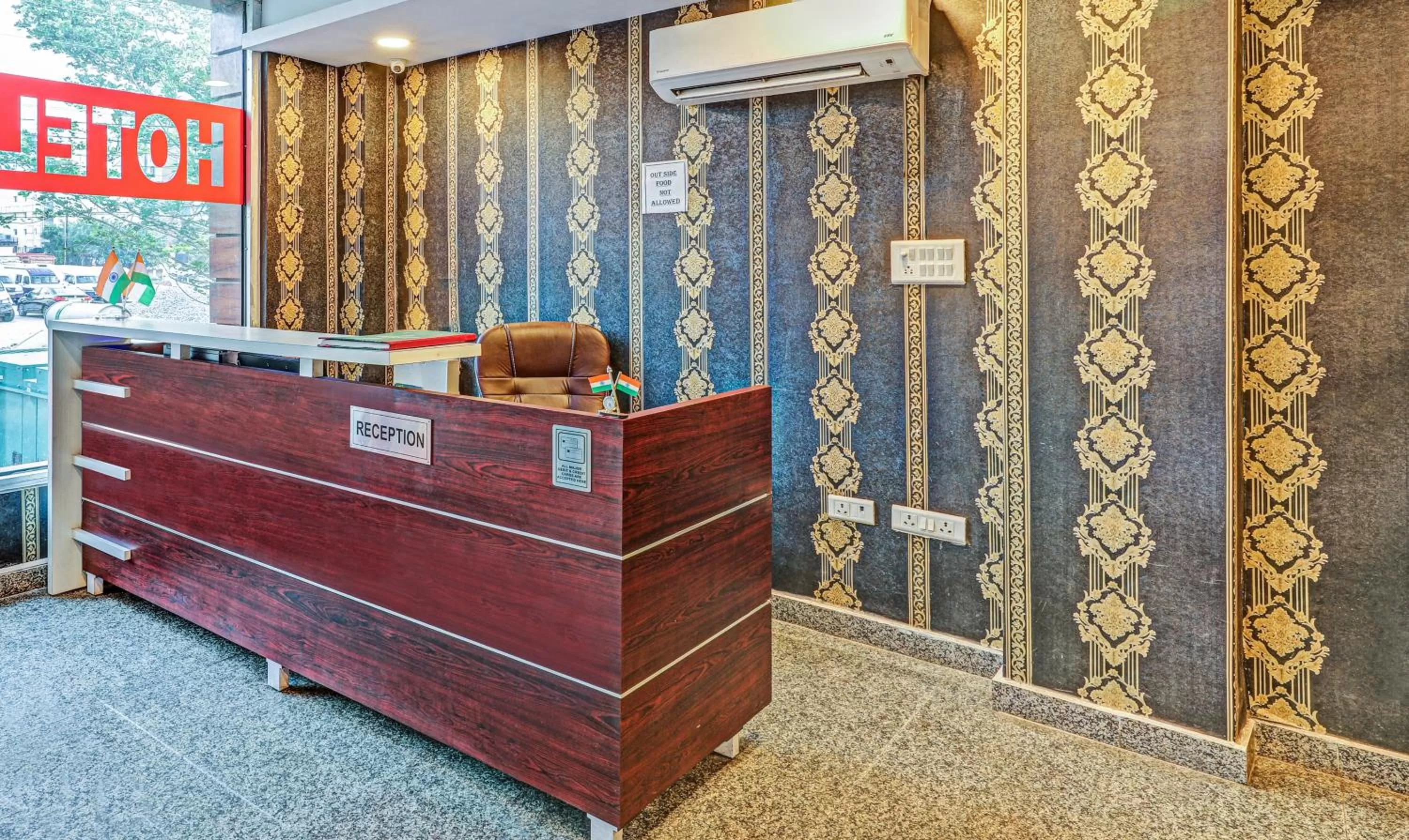 Lobby or reception in Treebo Silver Stallion