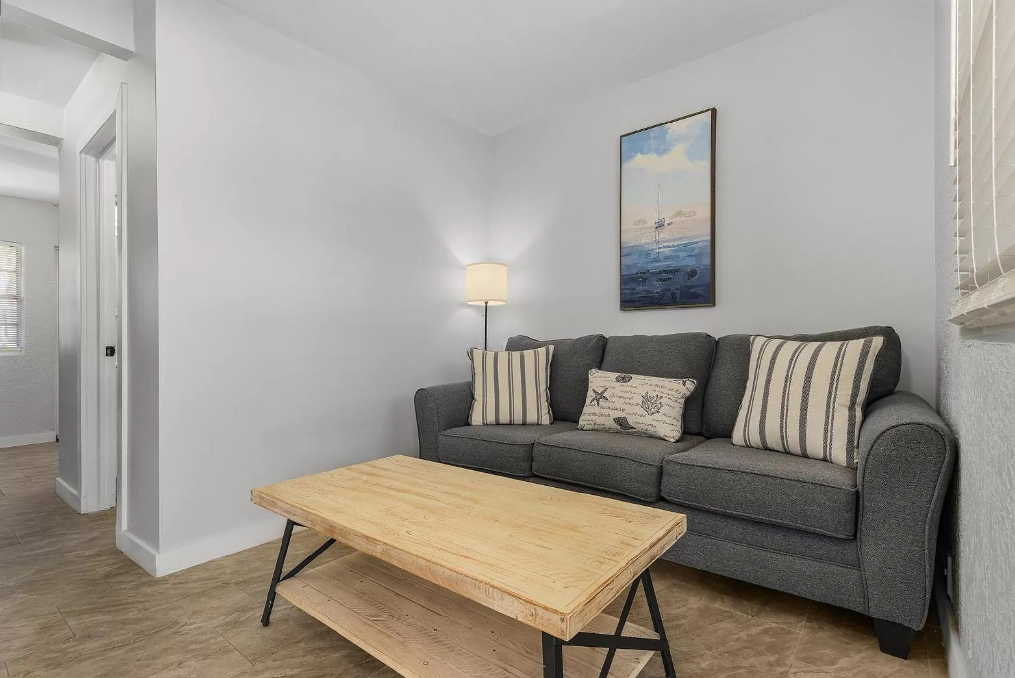 Living room in Matlacha on Shoreview