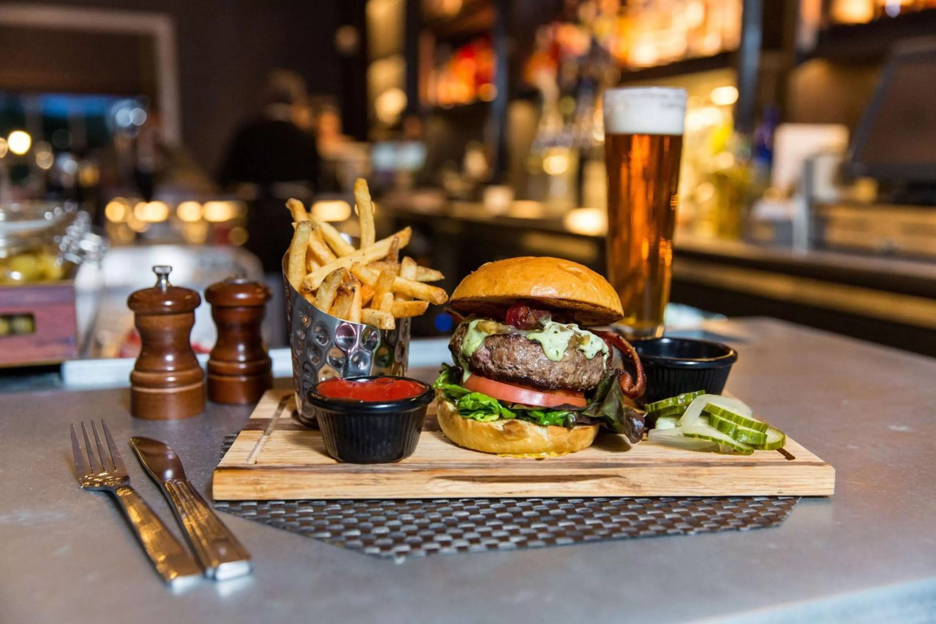 Restaurant/places to eat in Hilton Wilmington/Christiana