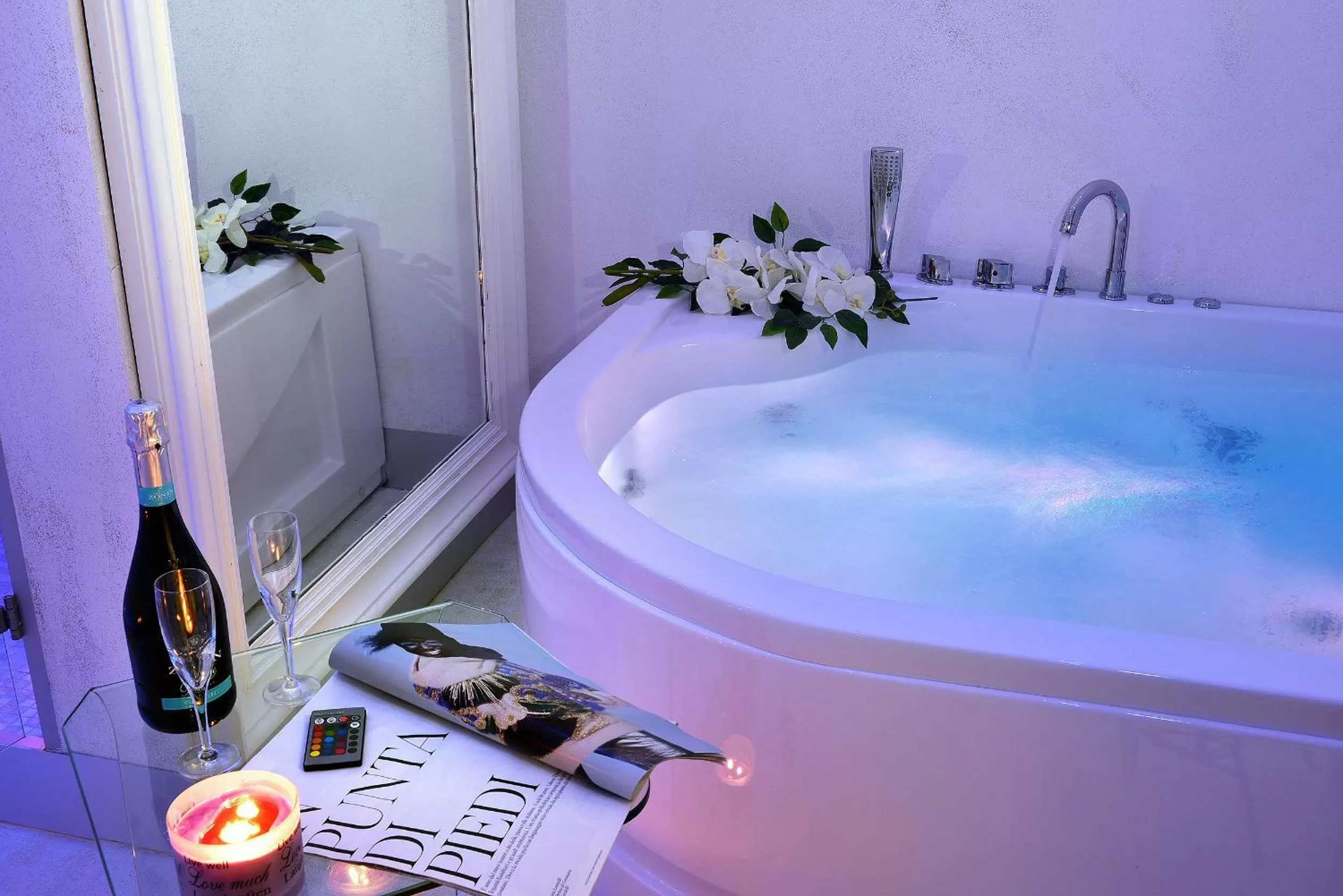 Hot Tub in Barbarella Spa