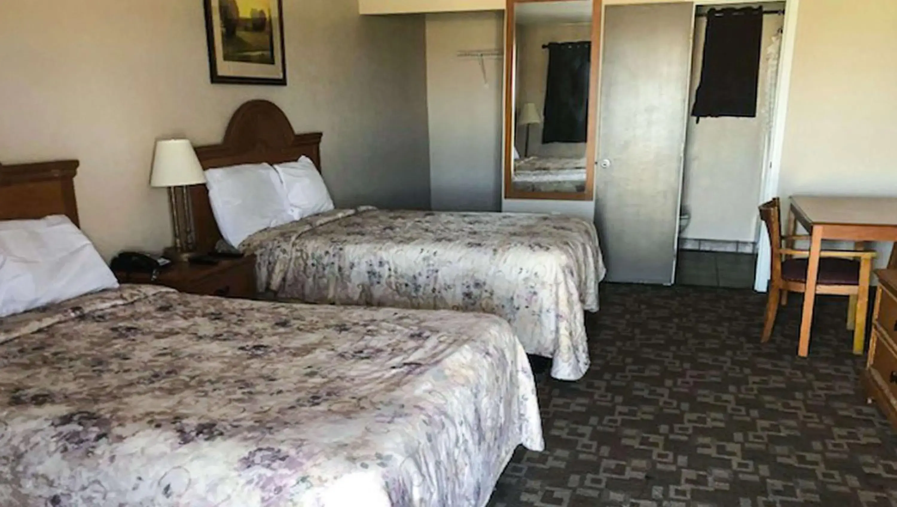 Photo of the whole room in Budget Inn Ardmore OK Photo of the whole room in Budget Inn Ardmore OK