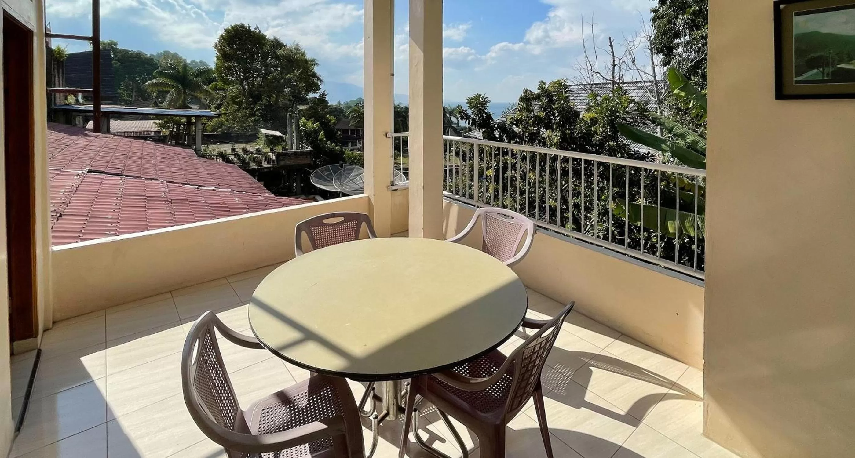 Balcony/Terrace in Valencia Homestay Redpartner