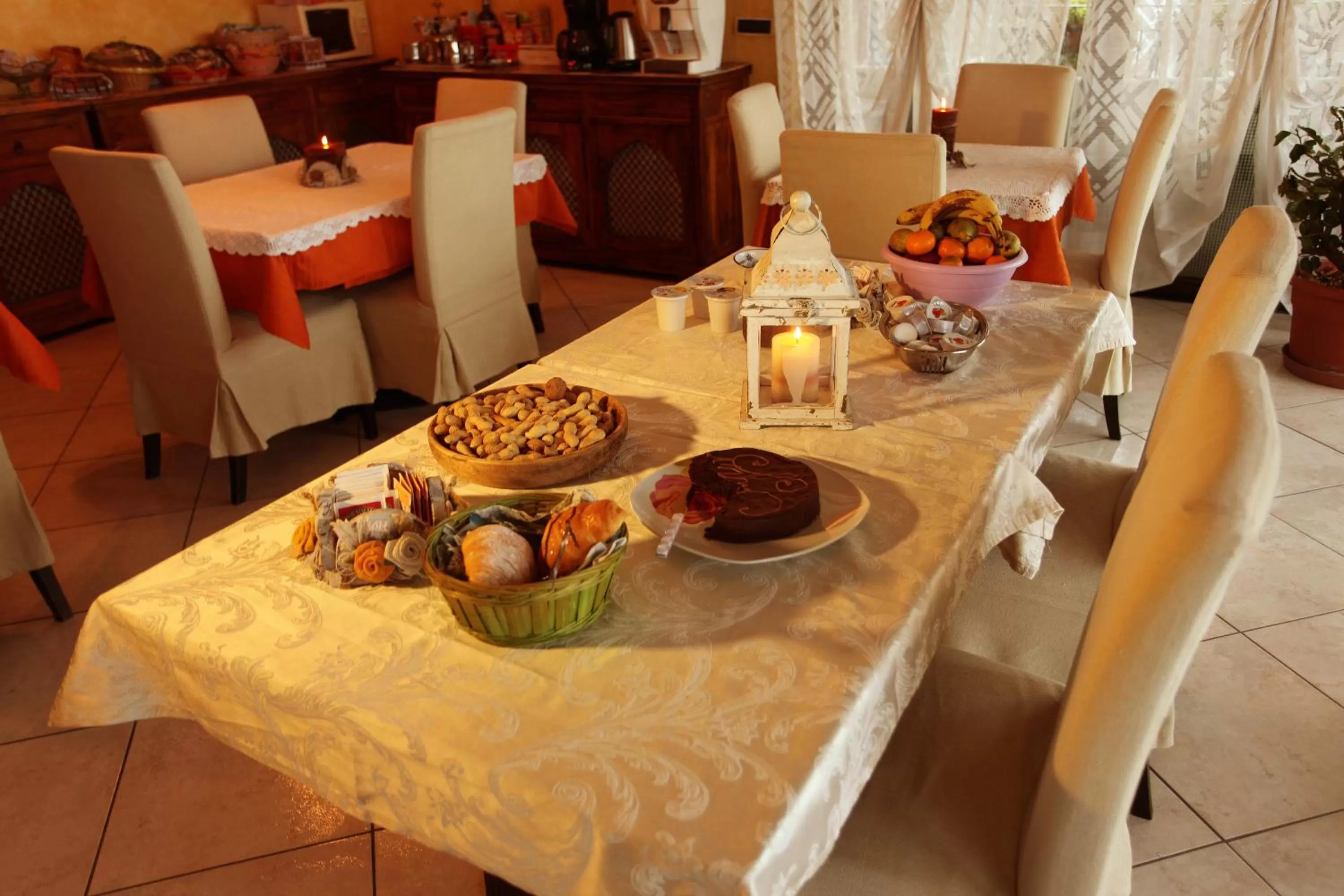 Food and drinks in B&B Villa Anita