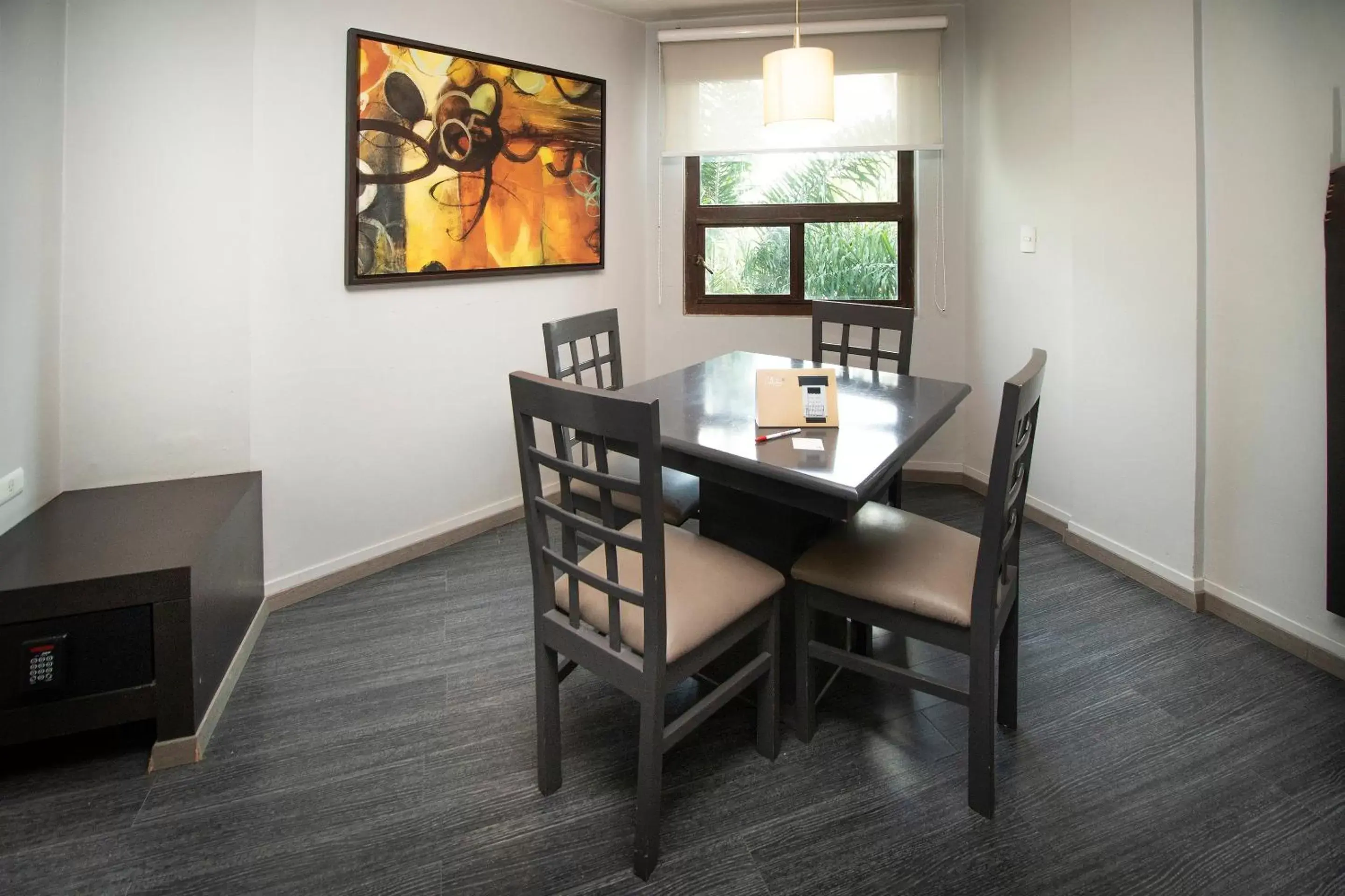 Bedroom, Dining Area in Collection O Las Iglesias, Cholula