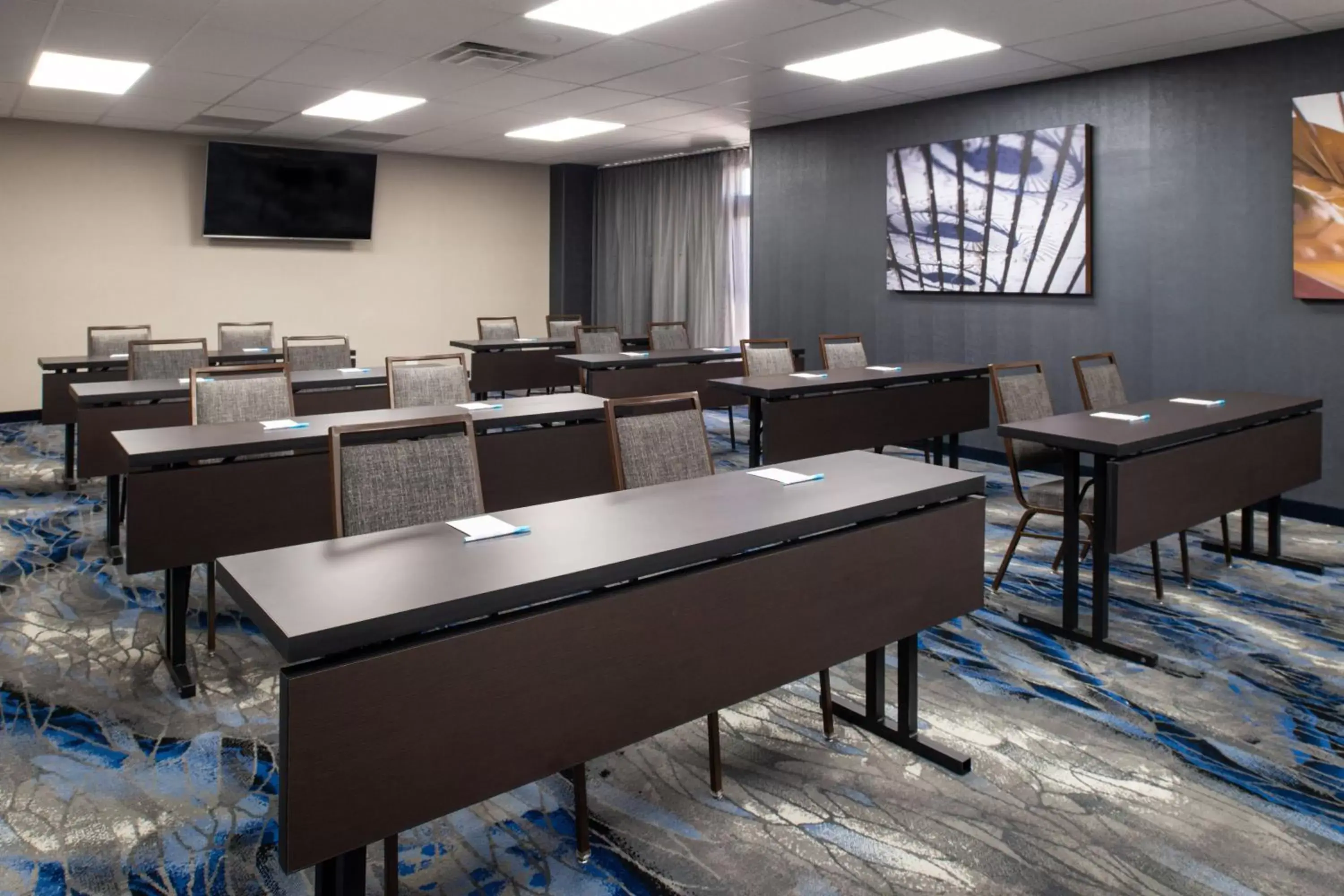 Meeting/conference room in Fairfield Inn and Suites by Marriott Bakersfield Central