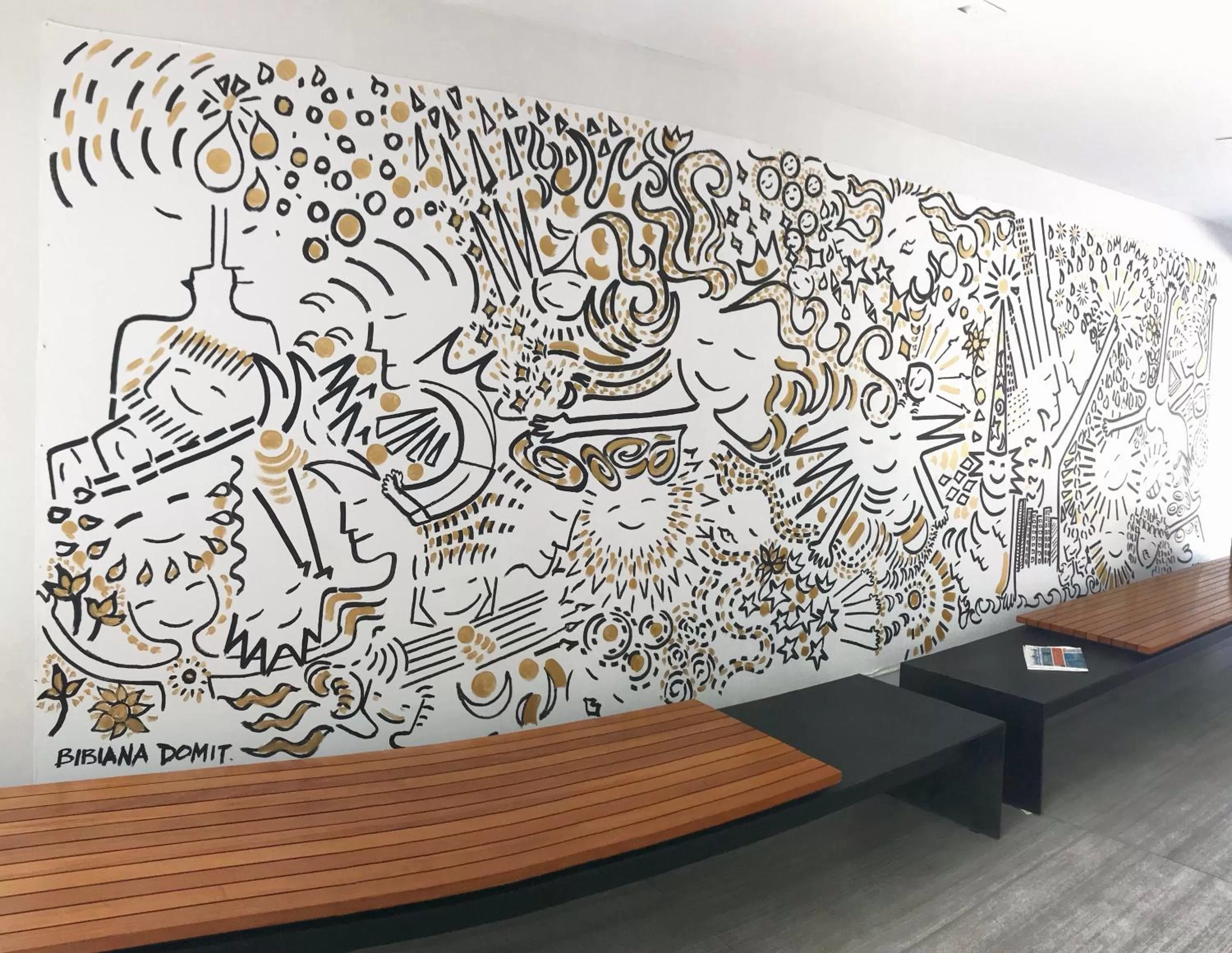 Facade/entrance in Beach Haus Key Biscayne Contemporary Apartments