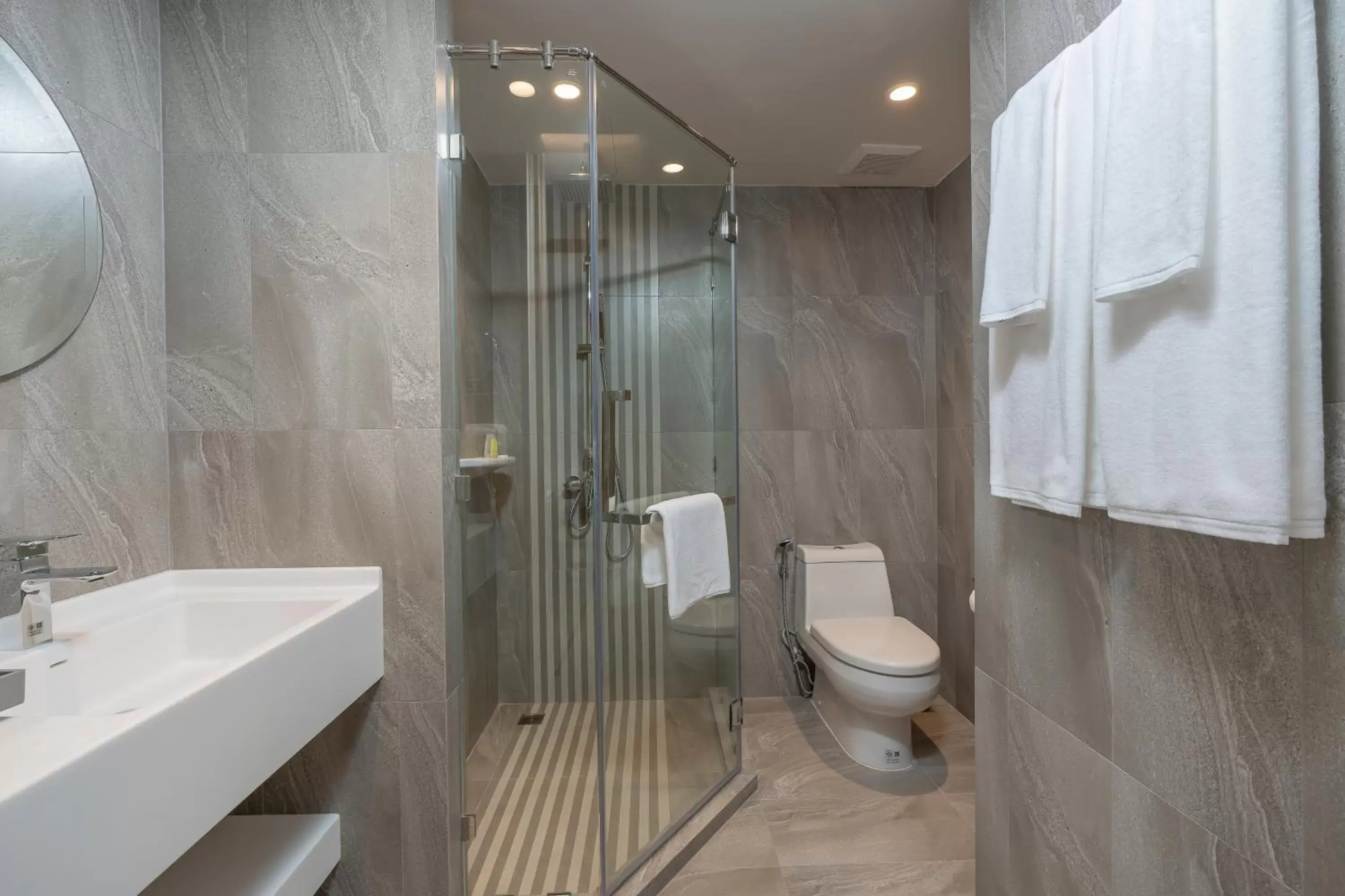 Toilet, Bathroom in Best Western Plus Carapace Hotel Hua Hin