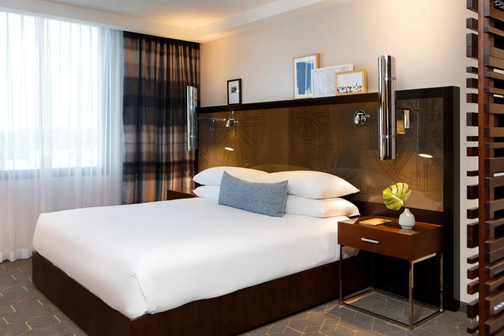 Photo of the whole room, Bed in Kimpton Overland Hotel - Atlanta Airport by IHG