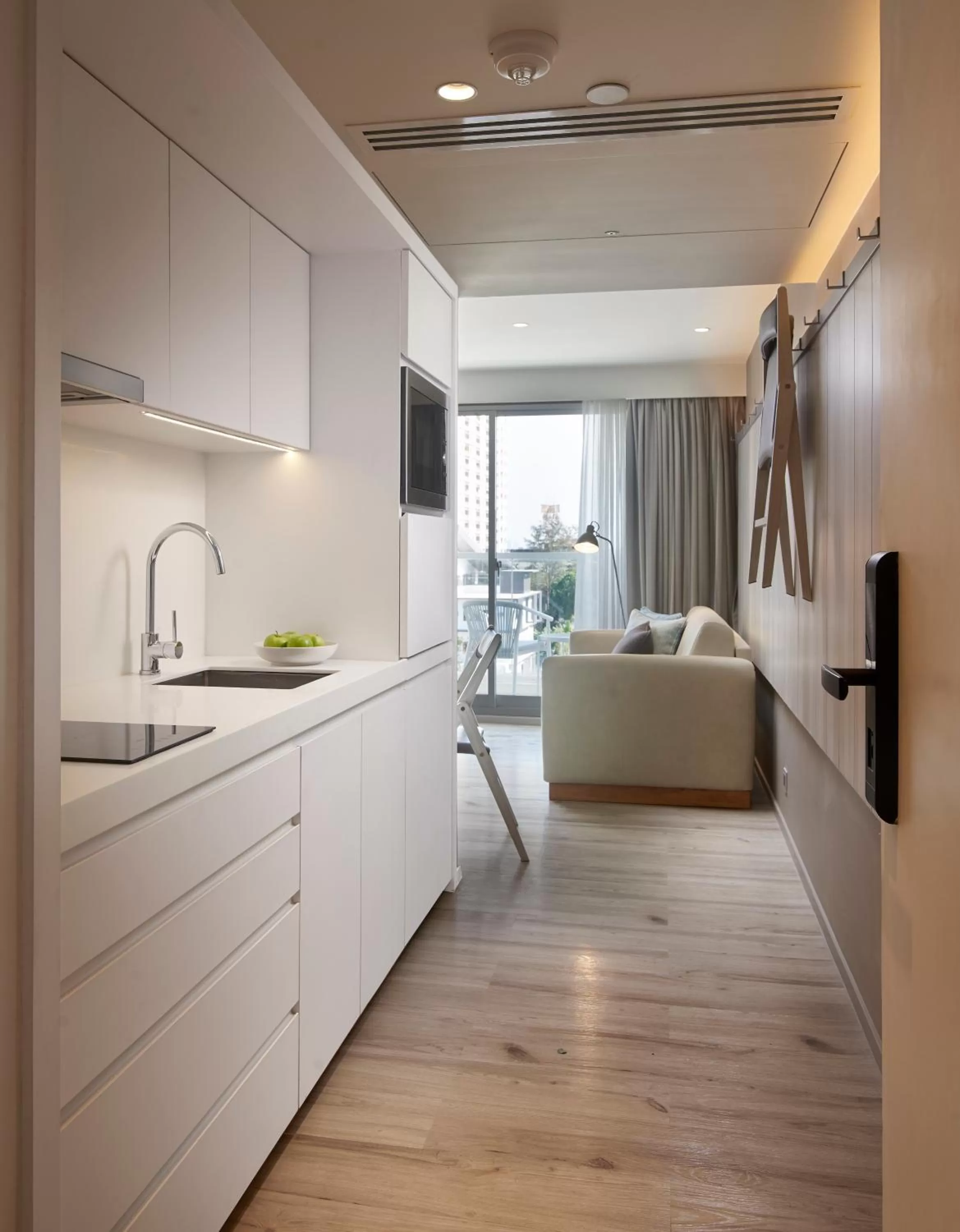 Kitchen or kitchenette, Bed in Shama Yen-Akat Bangkok