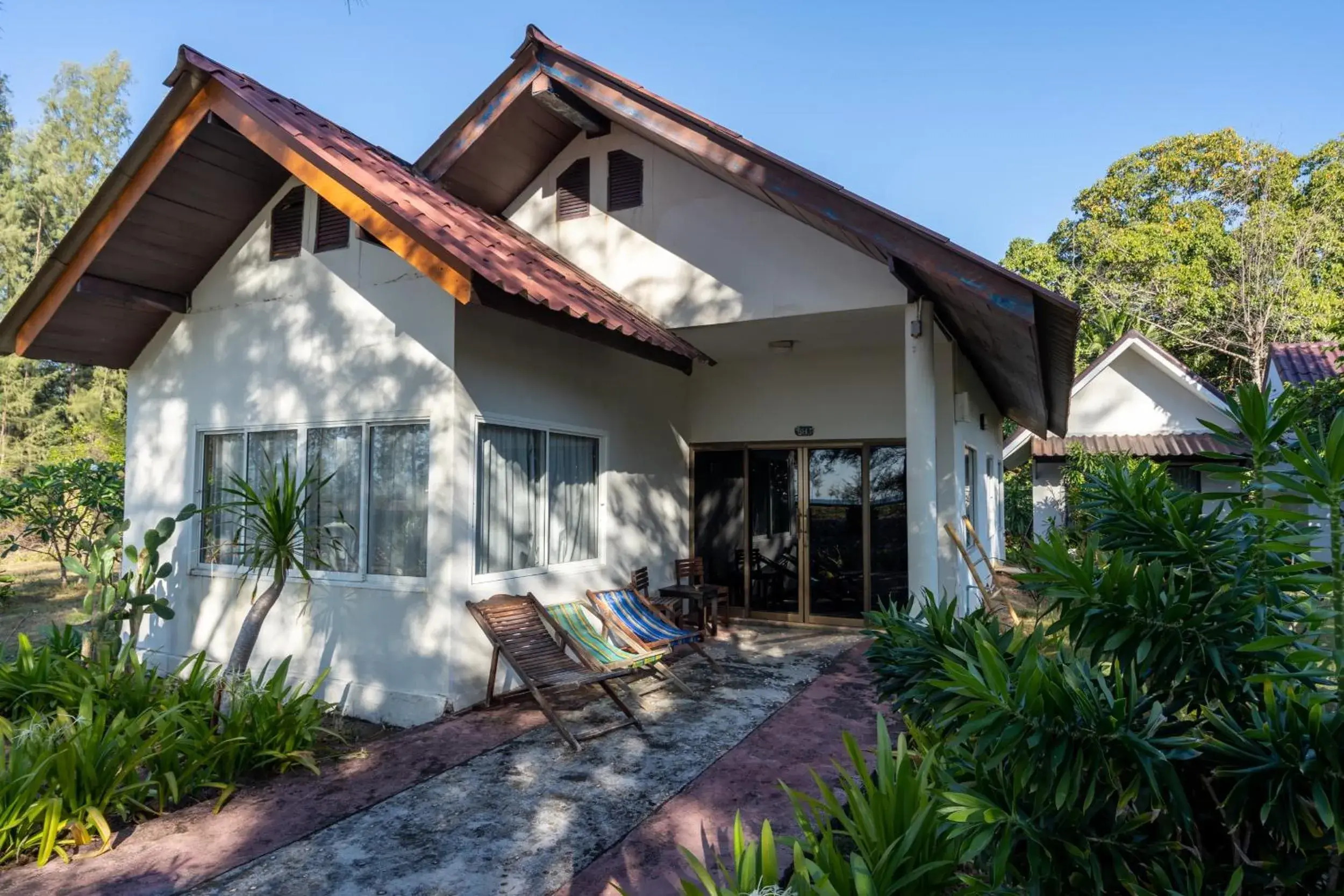 Patio, Property Building in Gooddays Lanta Beach Resort SHA