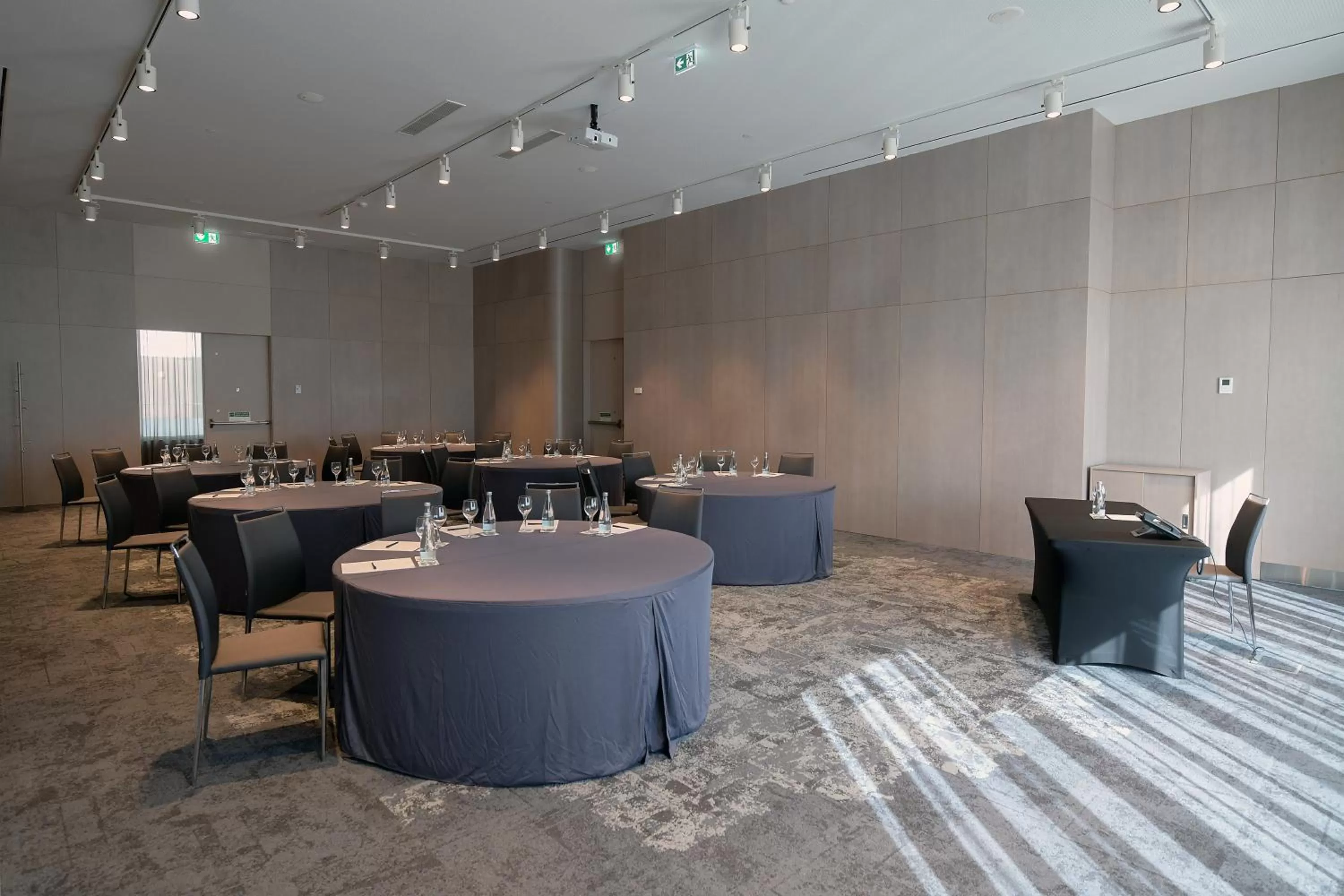 Meeting/conference room in Eurostars Universal Lisboa