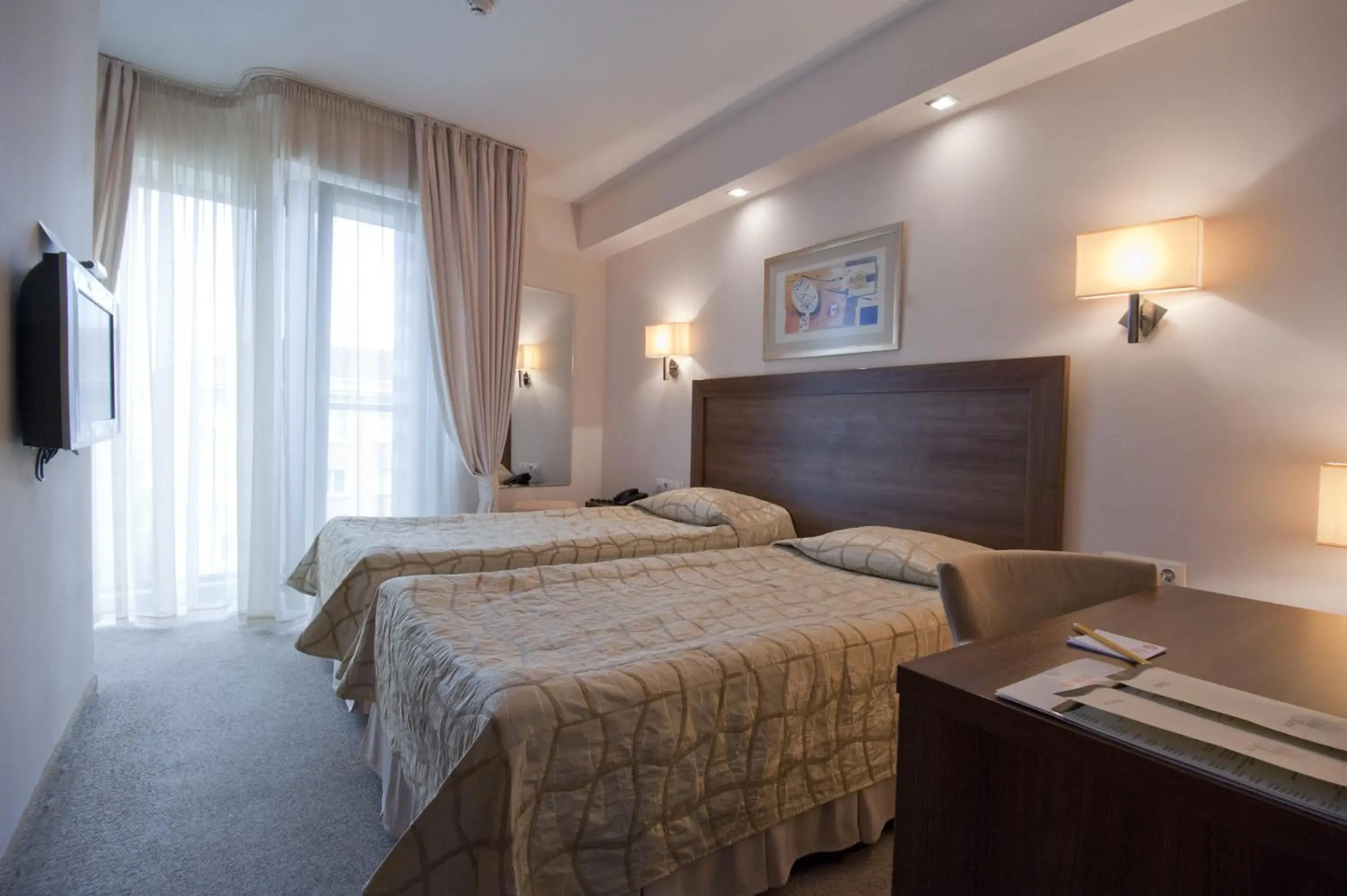 Bedroom, Bed in Hotel Burgas