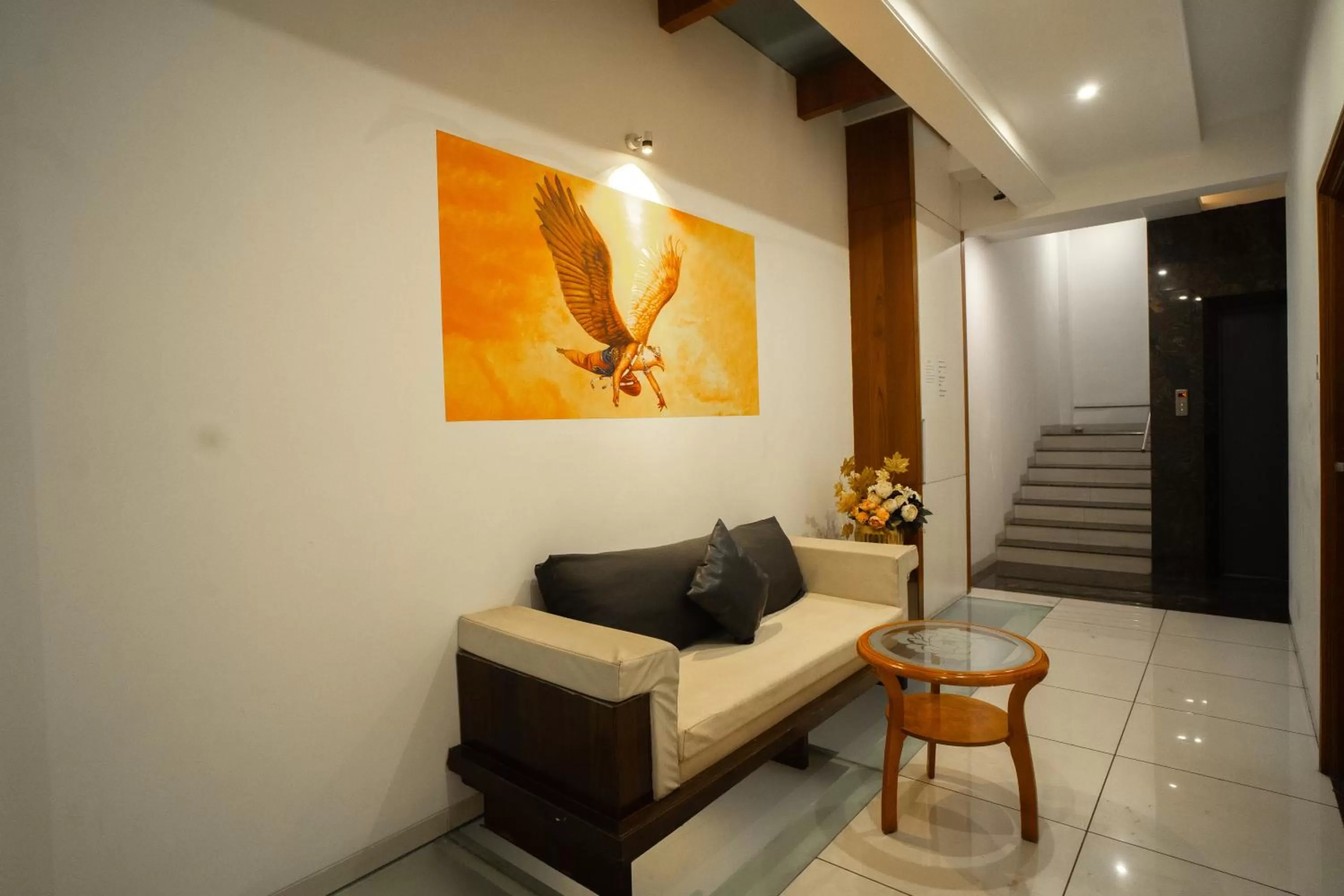 Seating area in Hotel SRI SRI EXECUTIVE KOLHAPUR NEAR MAHALAXMI TEMPLE