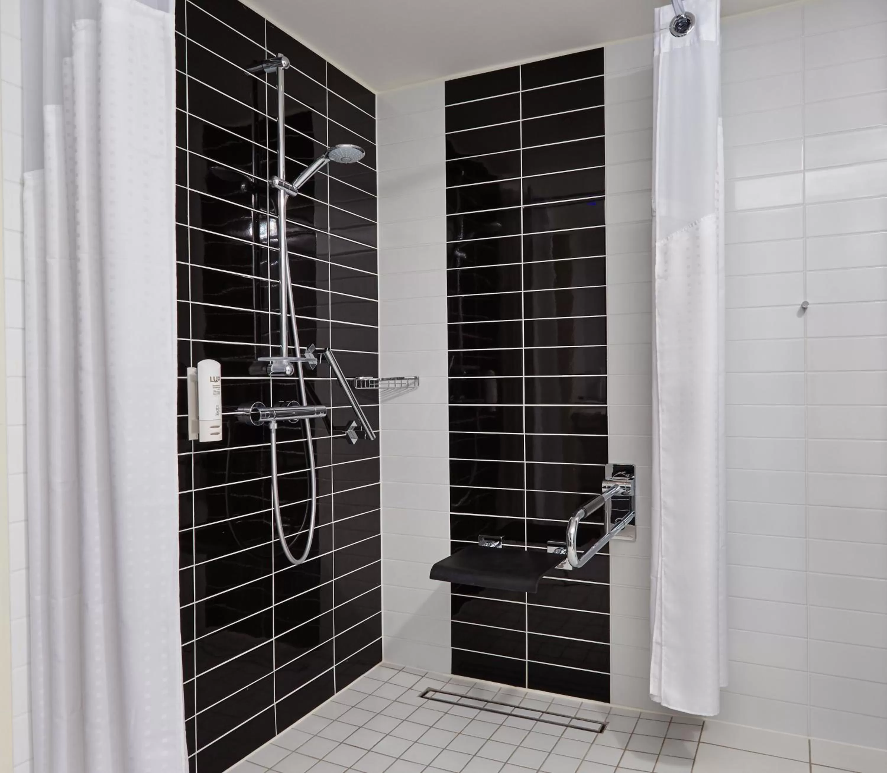 Bathroom in Holiday Inn Express Neunkirchen by IHG