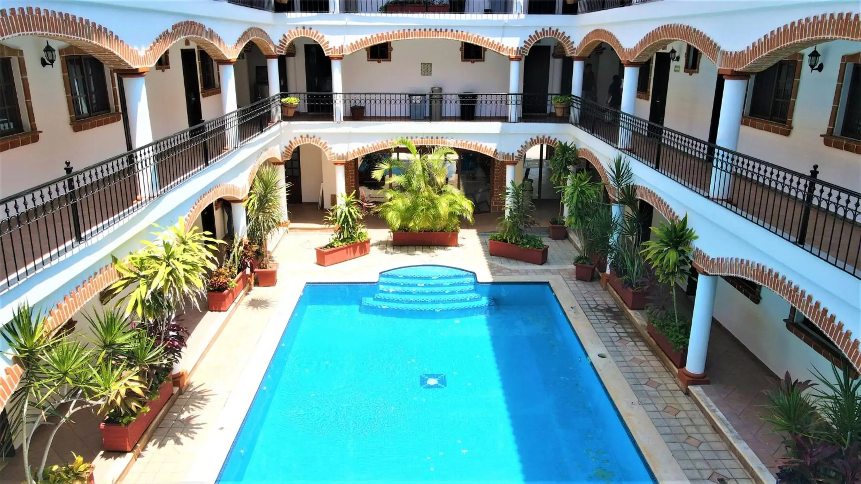 Swimming pool, Pool View in Hotel Colonial Playa del Carmen