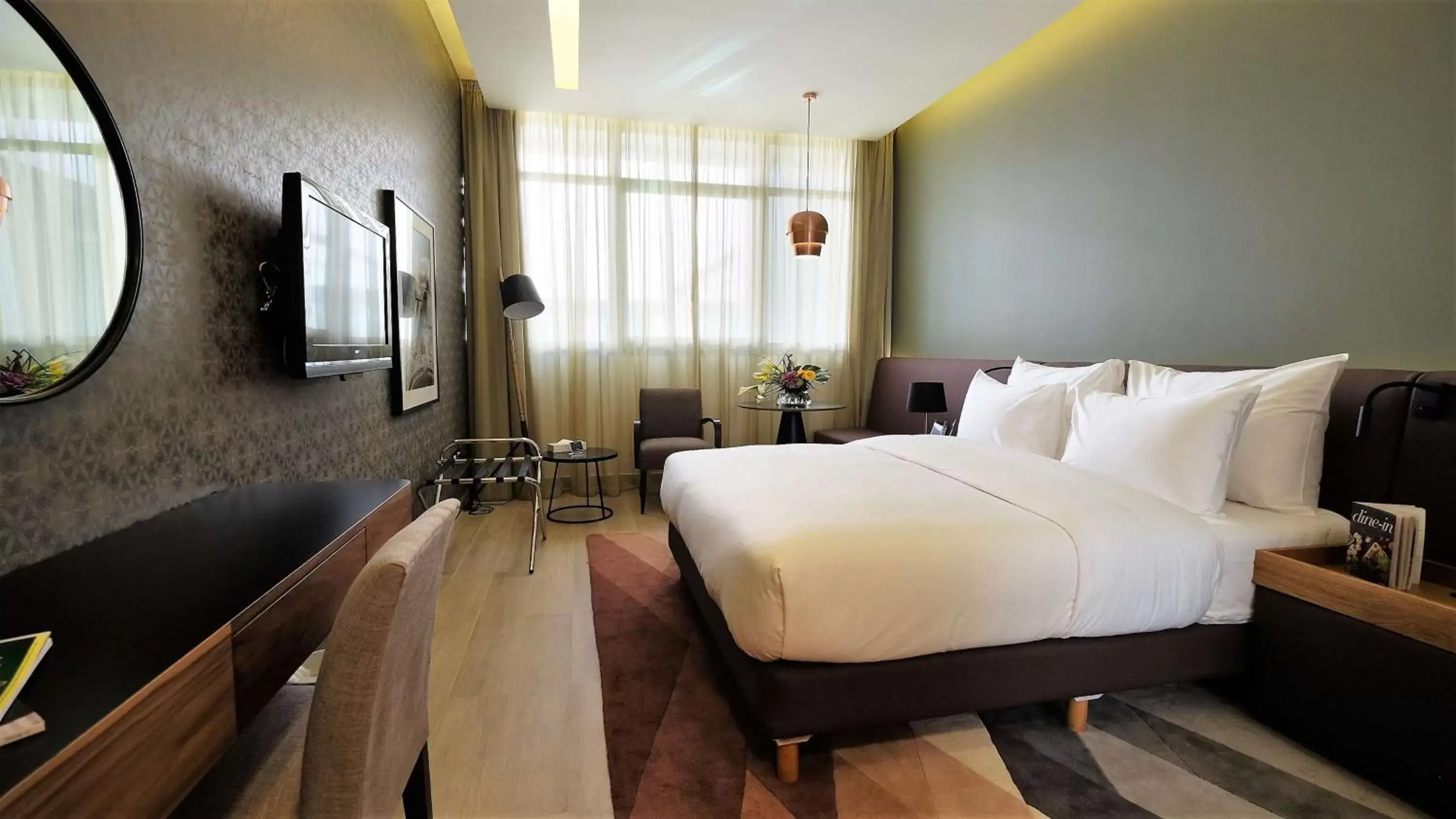 Bedroom, Bed in Radisson Blu Hotel, Beirut Verdun