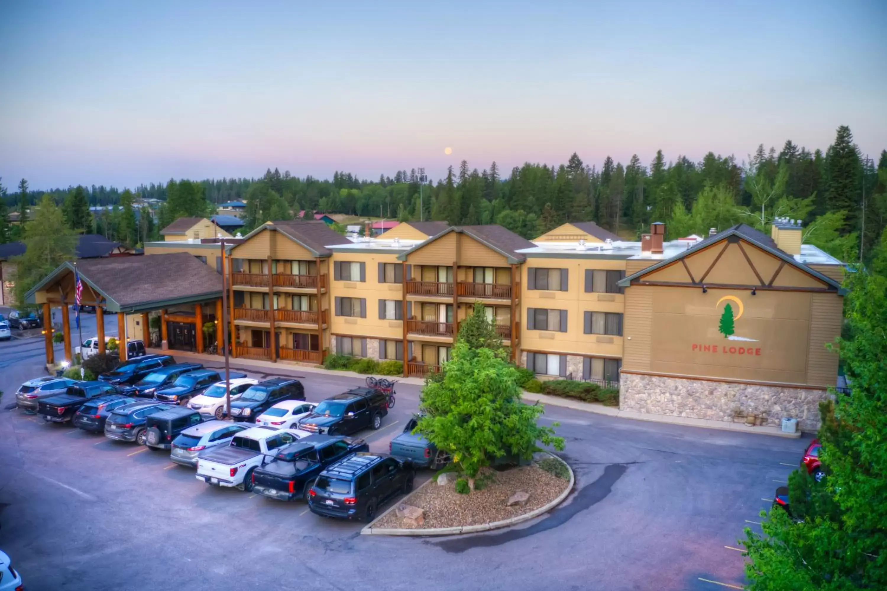 Property Building in The Pine Lodge on Whitefish River, Ascend Hotel Collection