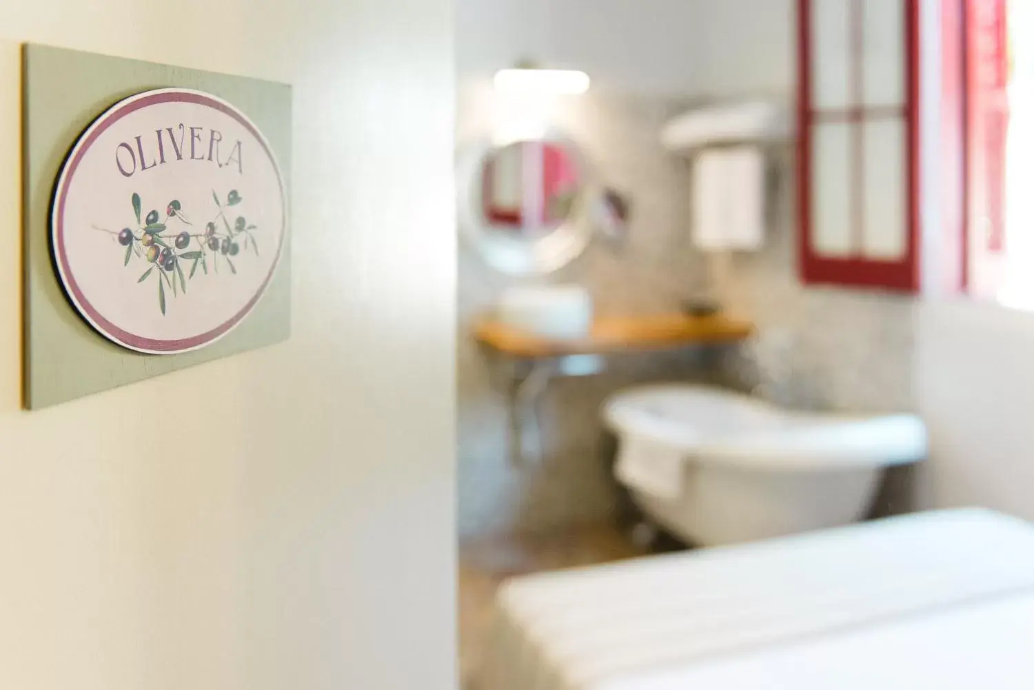 Decorative detail, Bathroom in Hotel Torre Barcelona