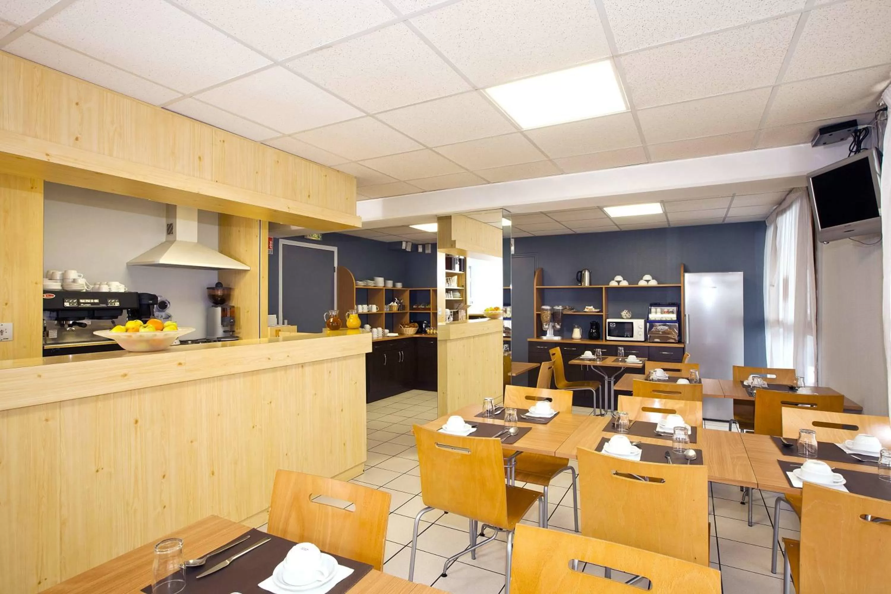 Restaurant/places to eat in Séjours & Affaires Nantes Ducs De Bretagne